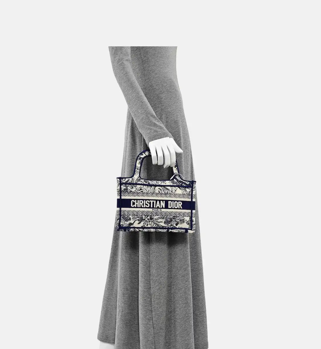 Dior DIOR Book Tote mini blue fabric embroidery handbag Size ONE SIZE - 2 Thumbnail