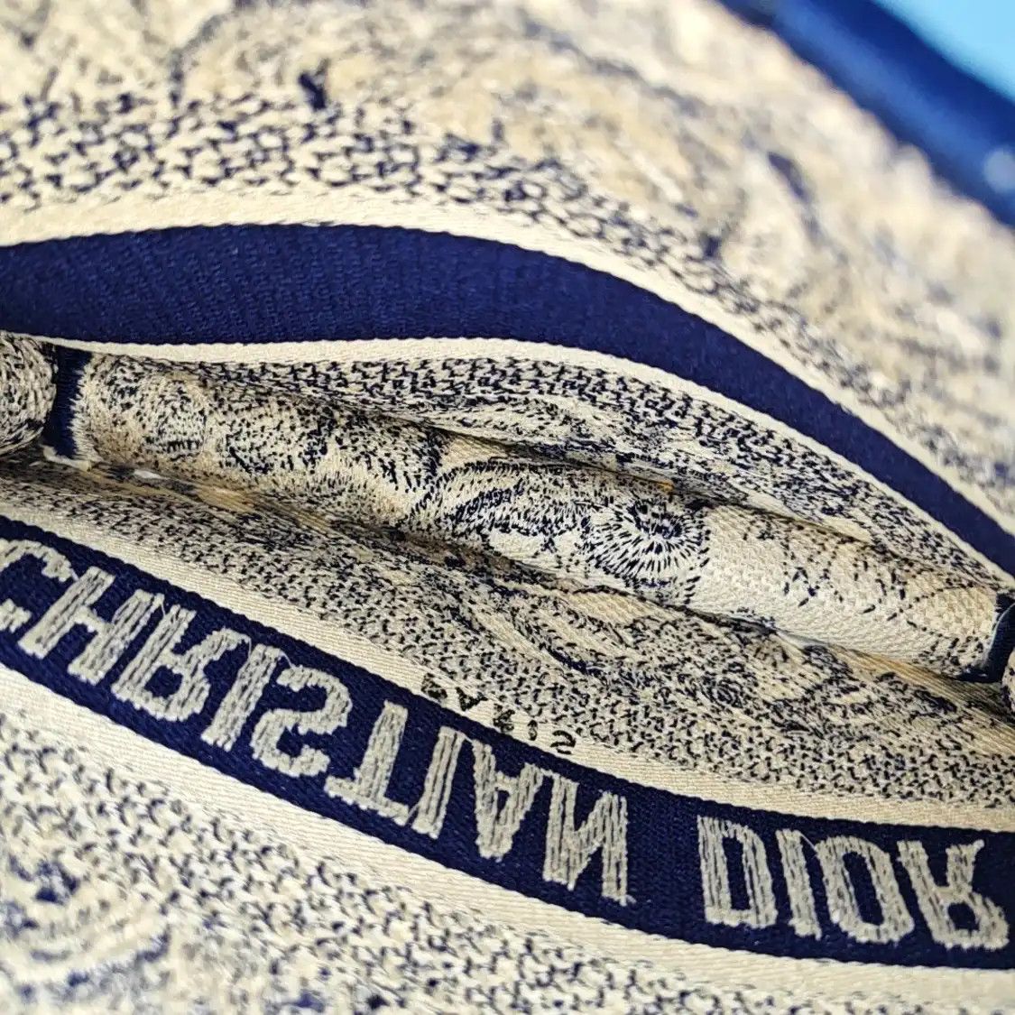 Dior DIOR Book Tote mini blue fabric embroidery handbag Size ONE SIZE - 7 Thumbnail
