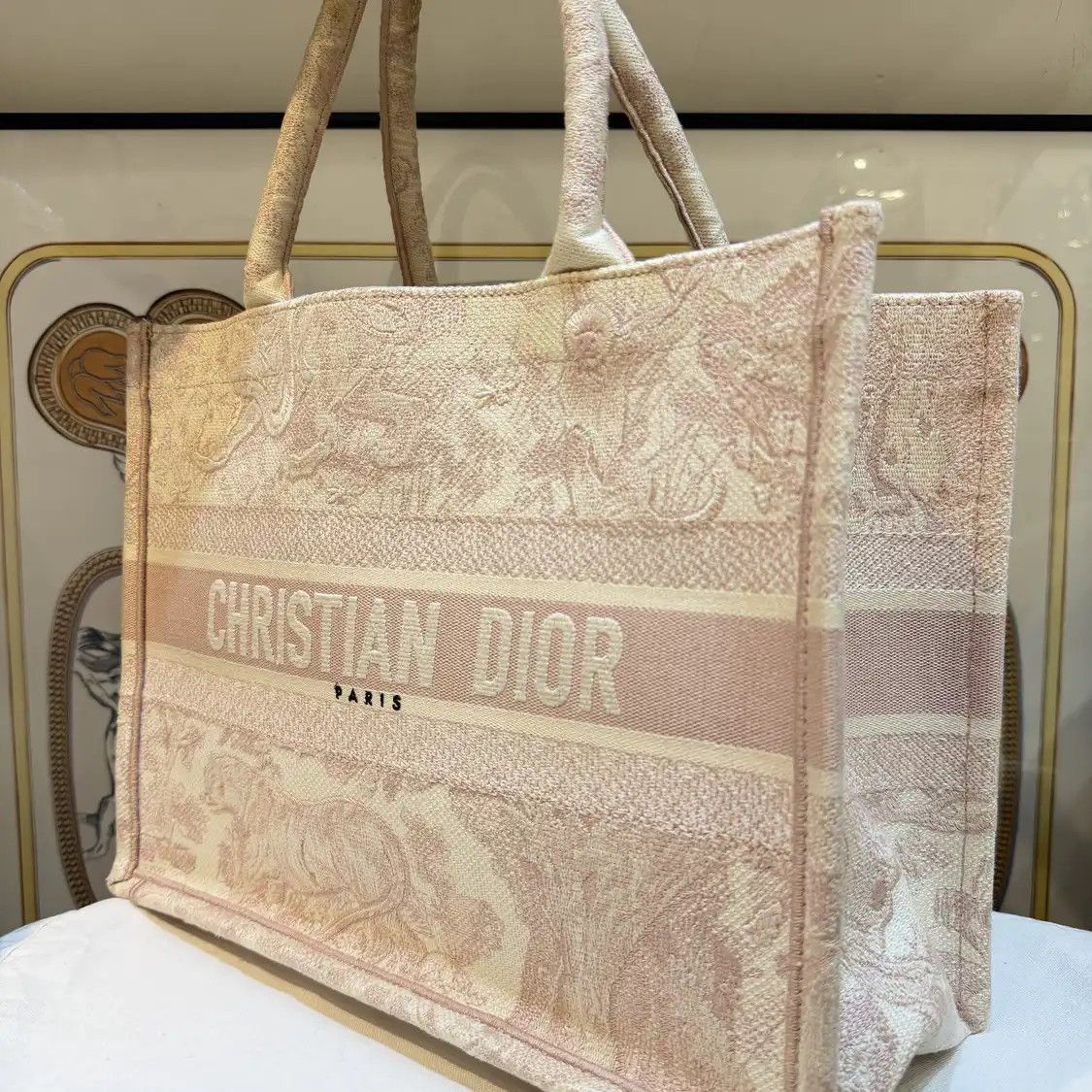 Dior DIOR Book Tote Medium pink canvas embroidery jacquard handbag Size ONE SIZE - 4 Thumbnail