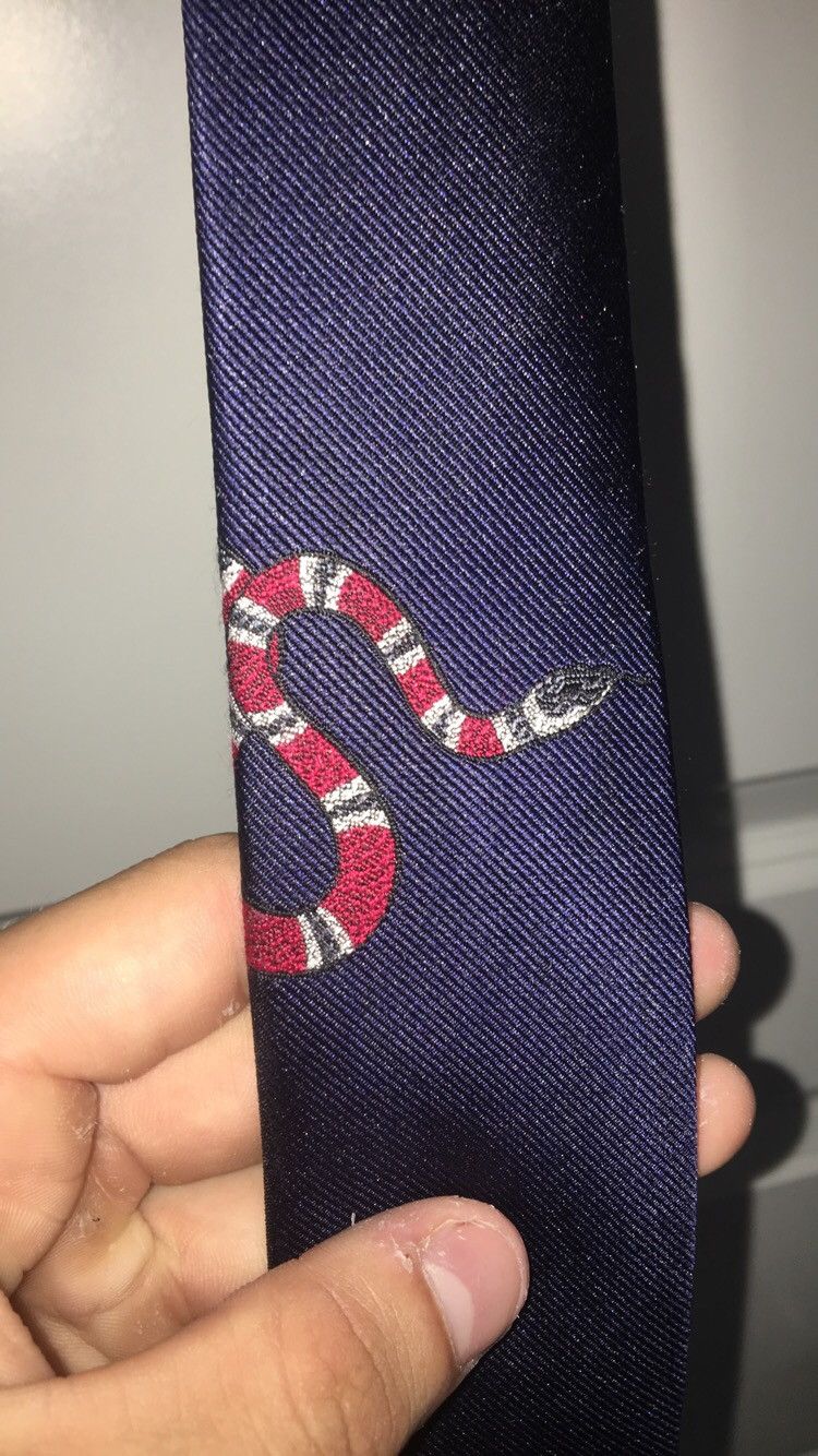 Gucci King snake tie in navy / Dark Blue
