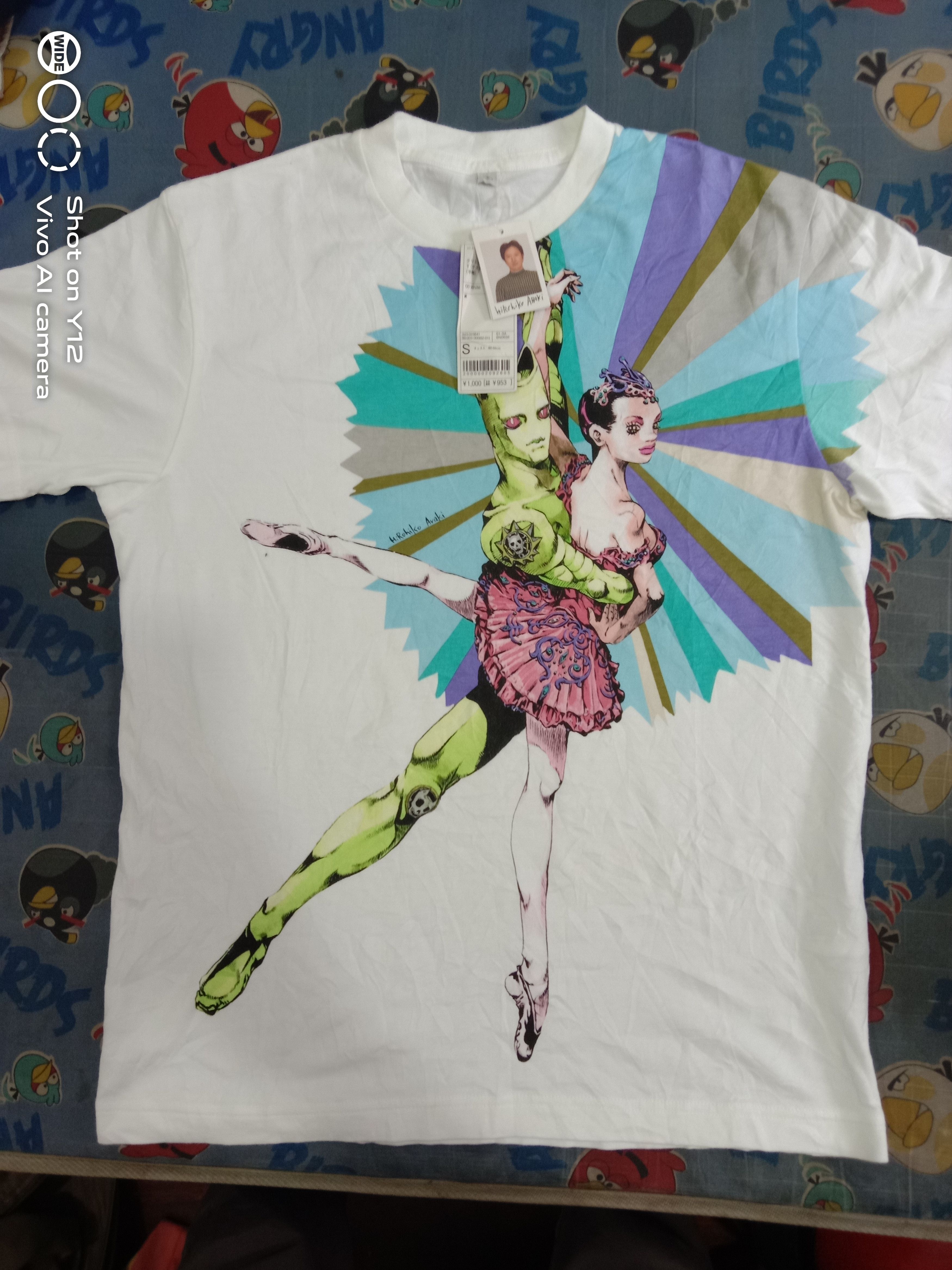 Uniqlo JoJo Bizarre Adventure Hirohiko Araki