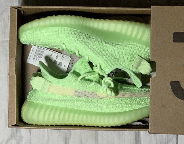 Yeezy hot sale glow box