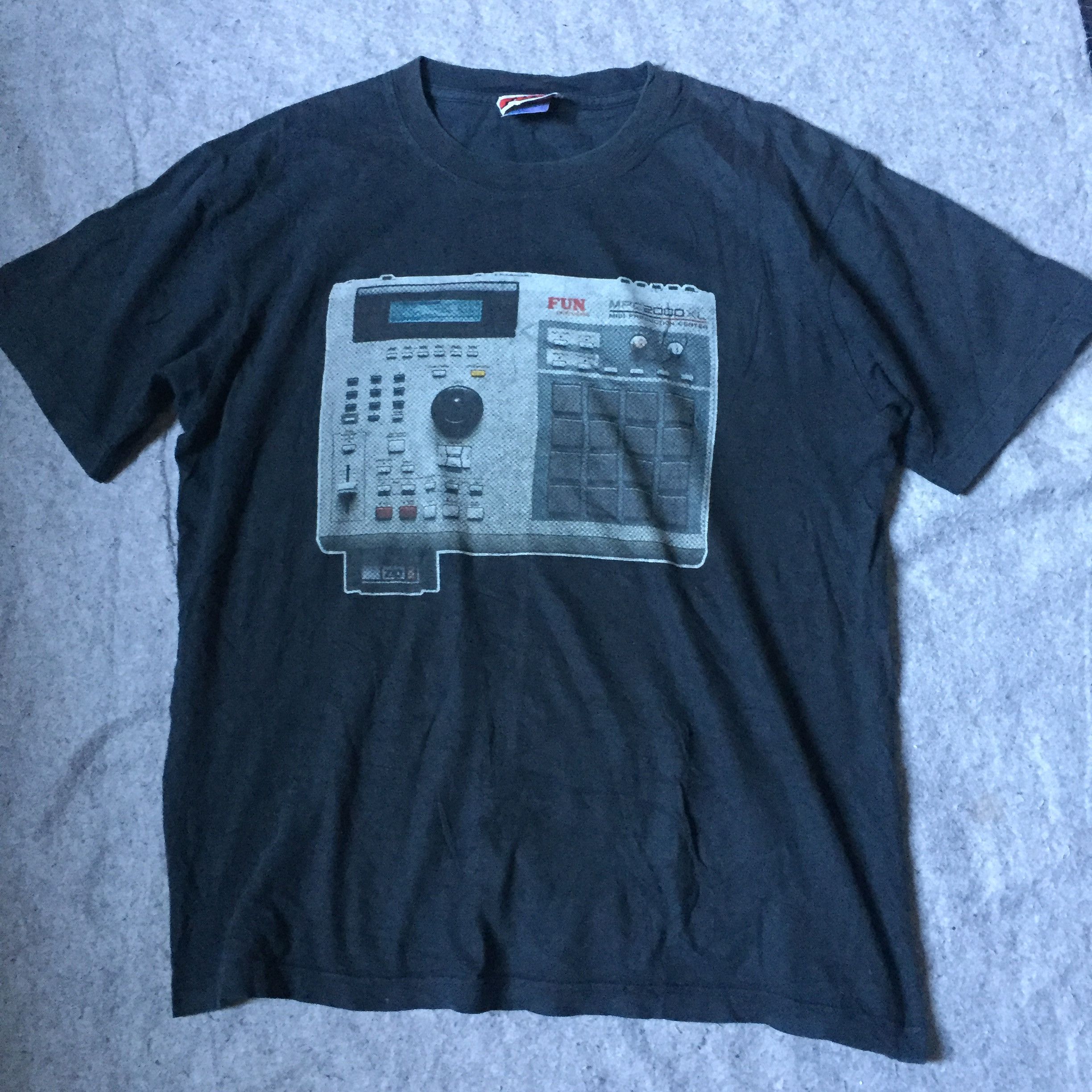 Rap Tees × Vintage FUN MPC2000XL 16pads beatmaker hiphop raptee Size US L / EU 52-54 / 3 - 1 Thumbnail