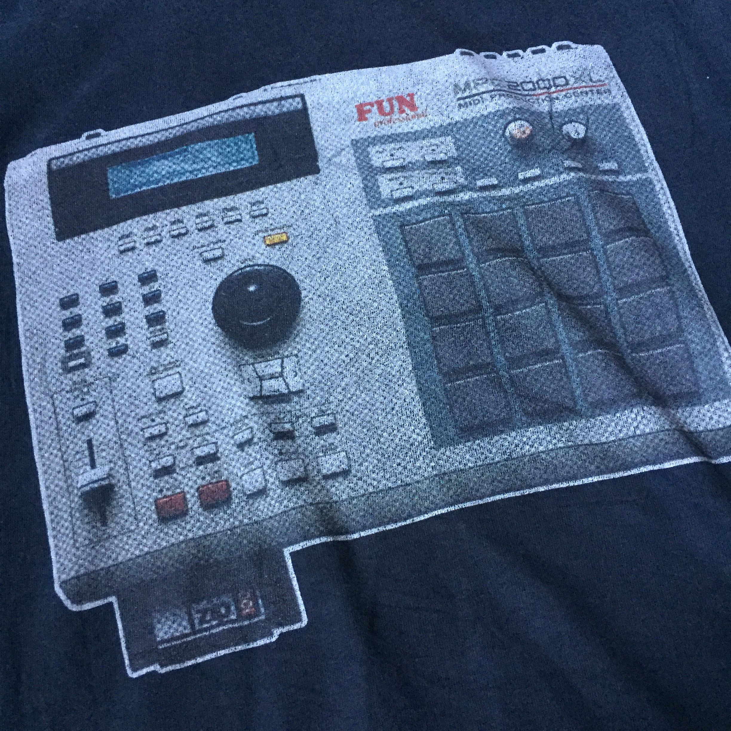 Rap Tees × Vintage FUN MPC2000XL 16pads beatmaker hiphop raptee Size US L / EU 52-54 / 3 - 3 Thumbnail