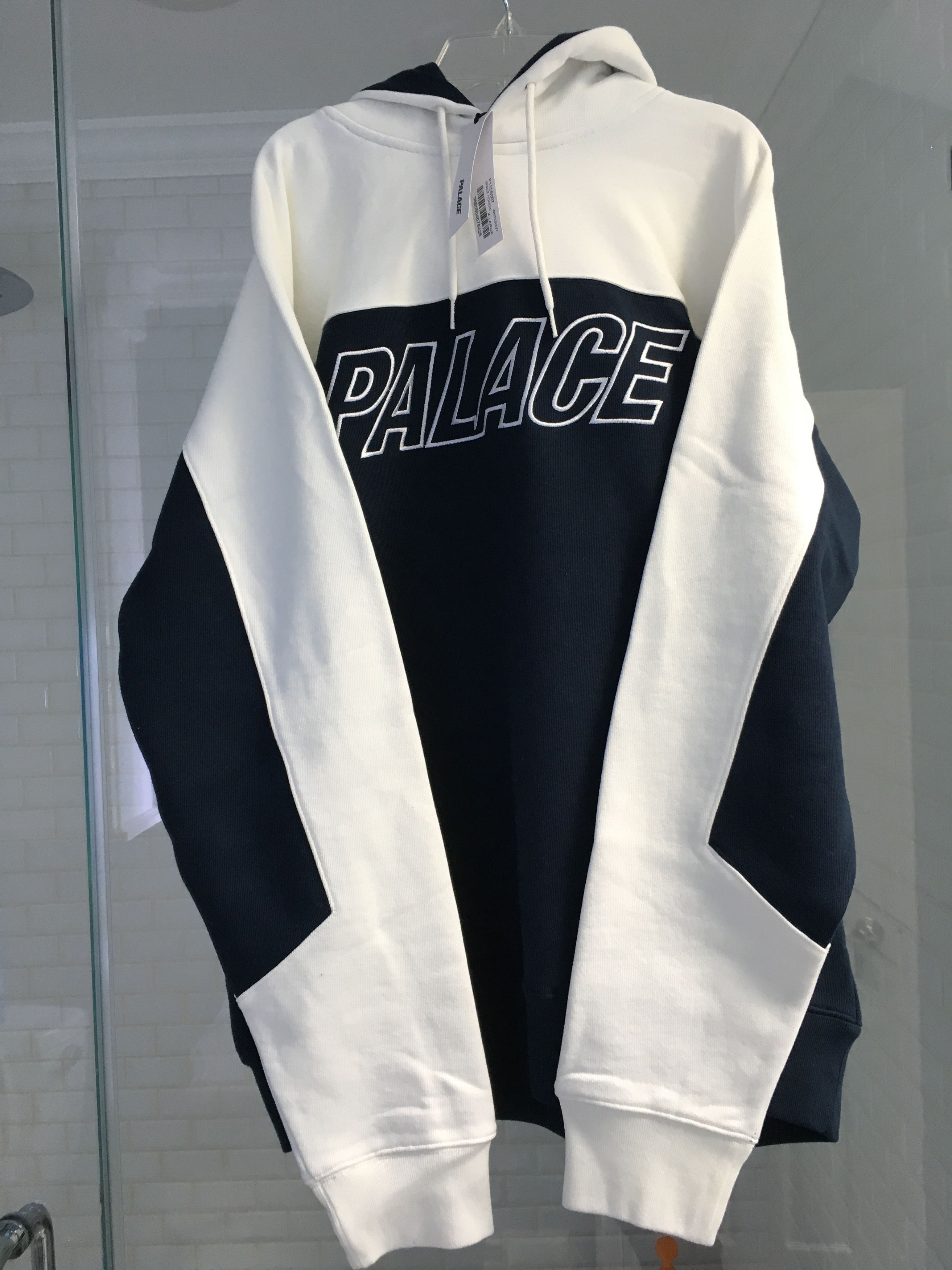 Palace Space Hoodie Size US XL / EU 56 / 4 - 1 Preview