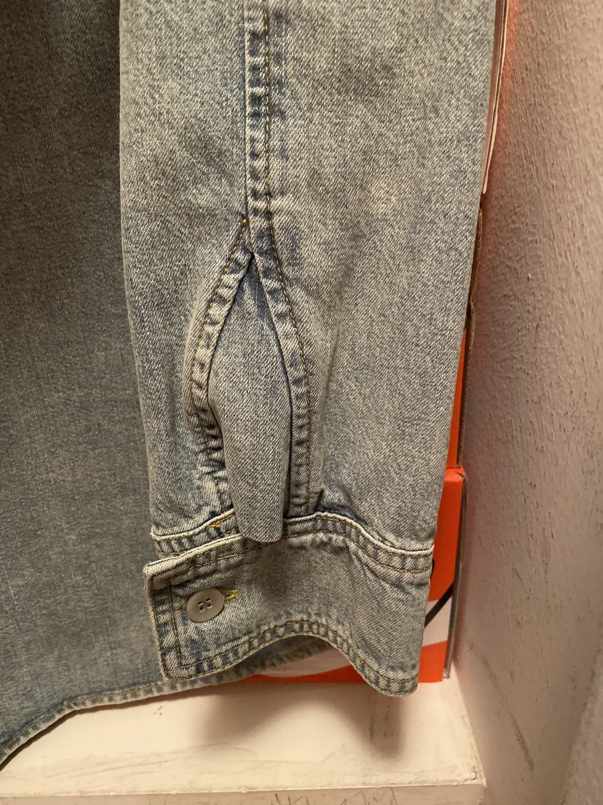 Fear of God Fear of God Vintage Denim Jacket in Vintage Indigo Size US M / EU 48-50 / 2 - 7 Thumbnail