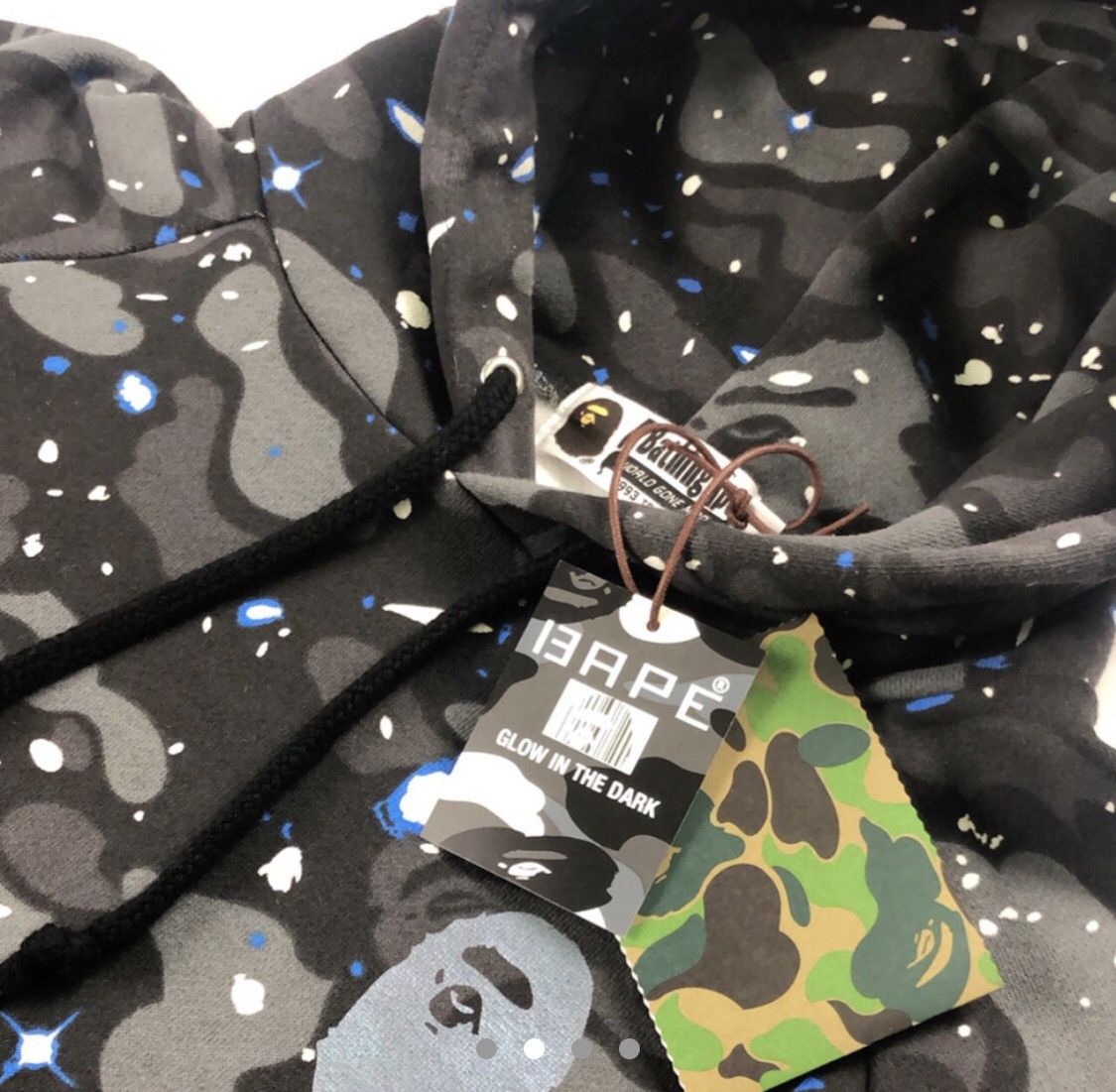 Bape Bape glow in the dark windbreaker Size US S / EU 44-46 / 1 - 2 Thumbnail