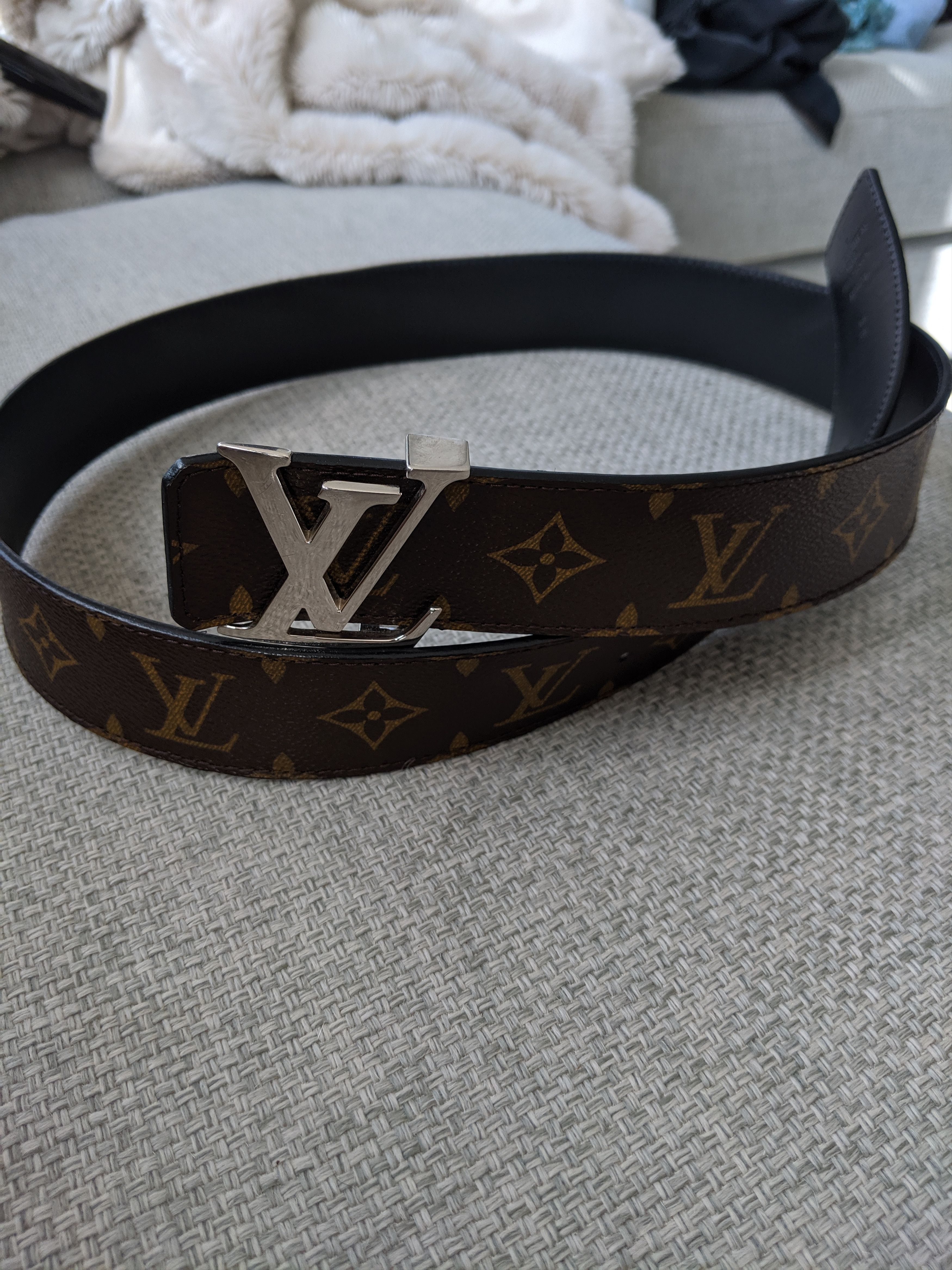 Louis Vuitton Louis Vuitton reversible Monogram Belt Size 36 - 1 Thumbnail