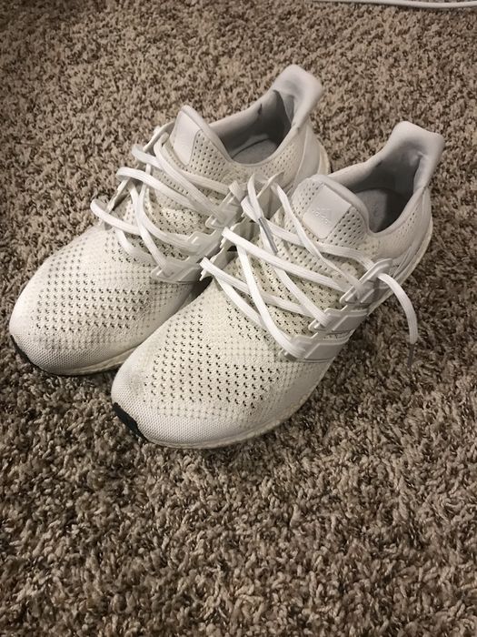 Kanye triple outlet white ultra boost