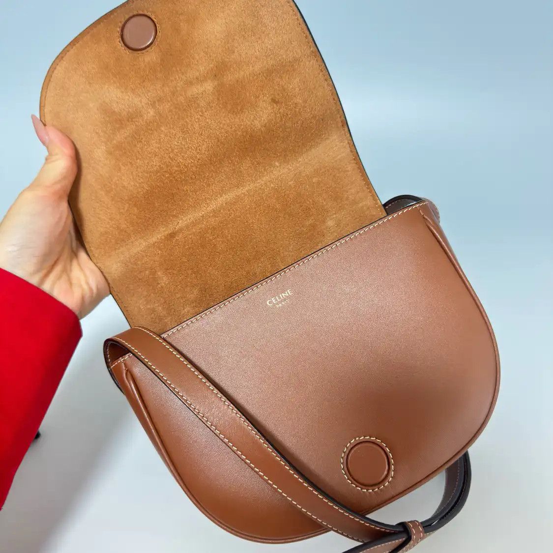 Celine CELINE FOLCO CUIR TRIOMPHE Small brown cowhide leather crossbody bag Size ONE SIZE - 9 Thumbnail