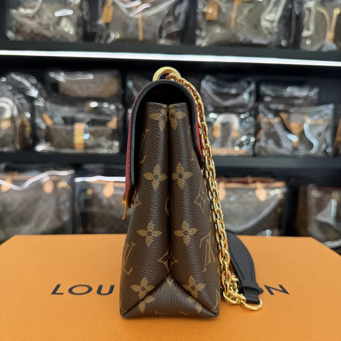 Louis Vuitton LOUIS VUITTON SAINT PLACIDE brown coated canvas monogram shoulder bag gold hardw Size ONE SIZE - 3 Thumbnail