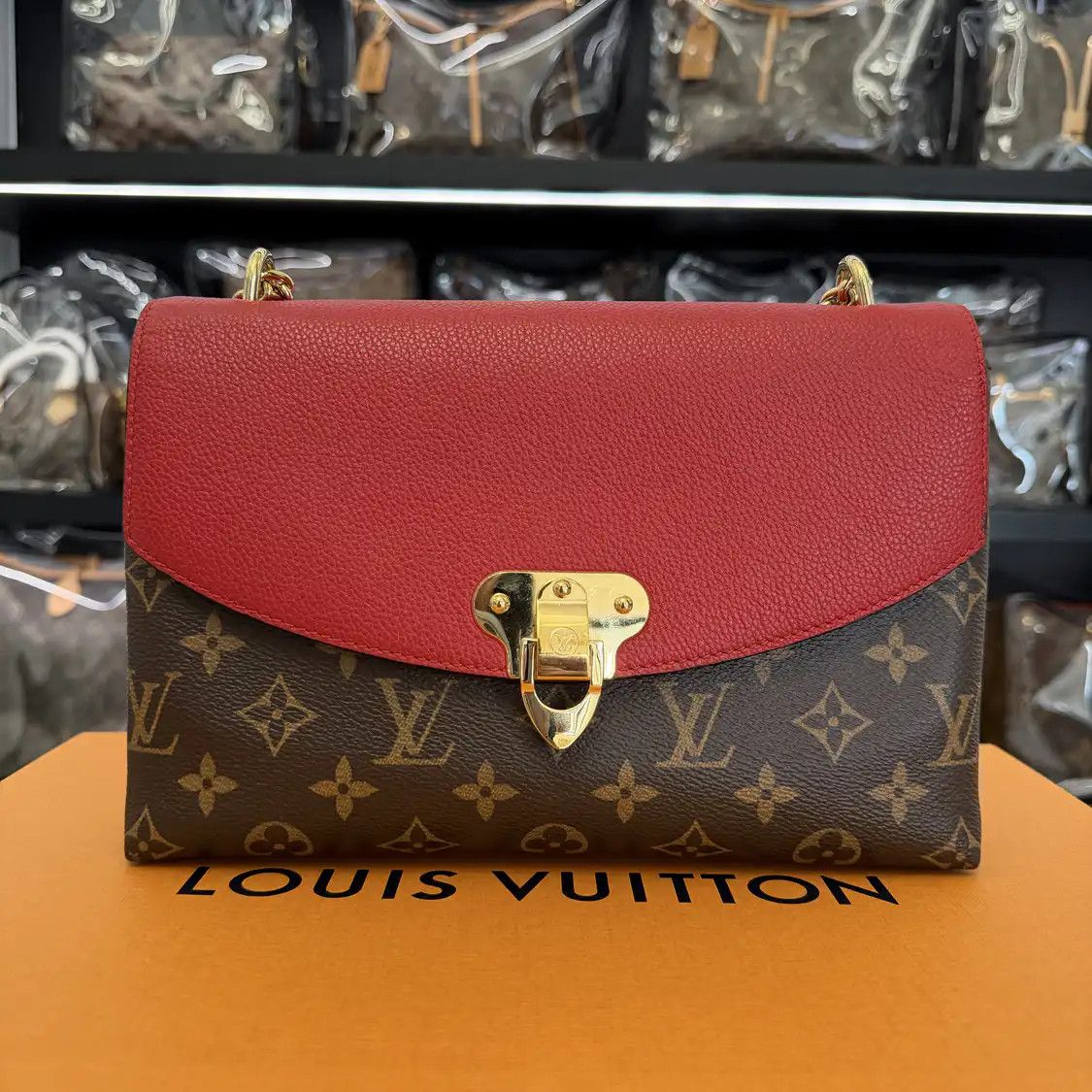 Louis Vuitton LOUIS VUITTON SAINT PLACIDE brown coated canvas monogram shoulder bag gold hardw Size ONE SIZE - 2 Thumbnail