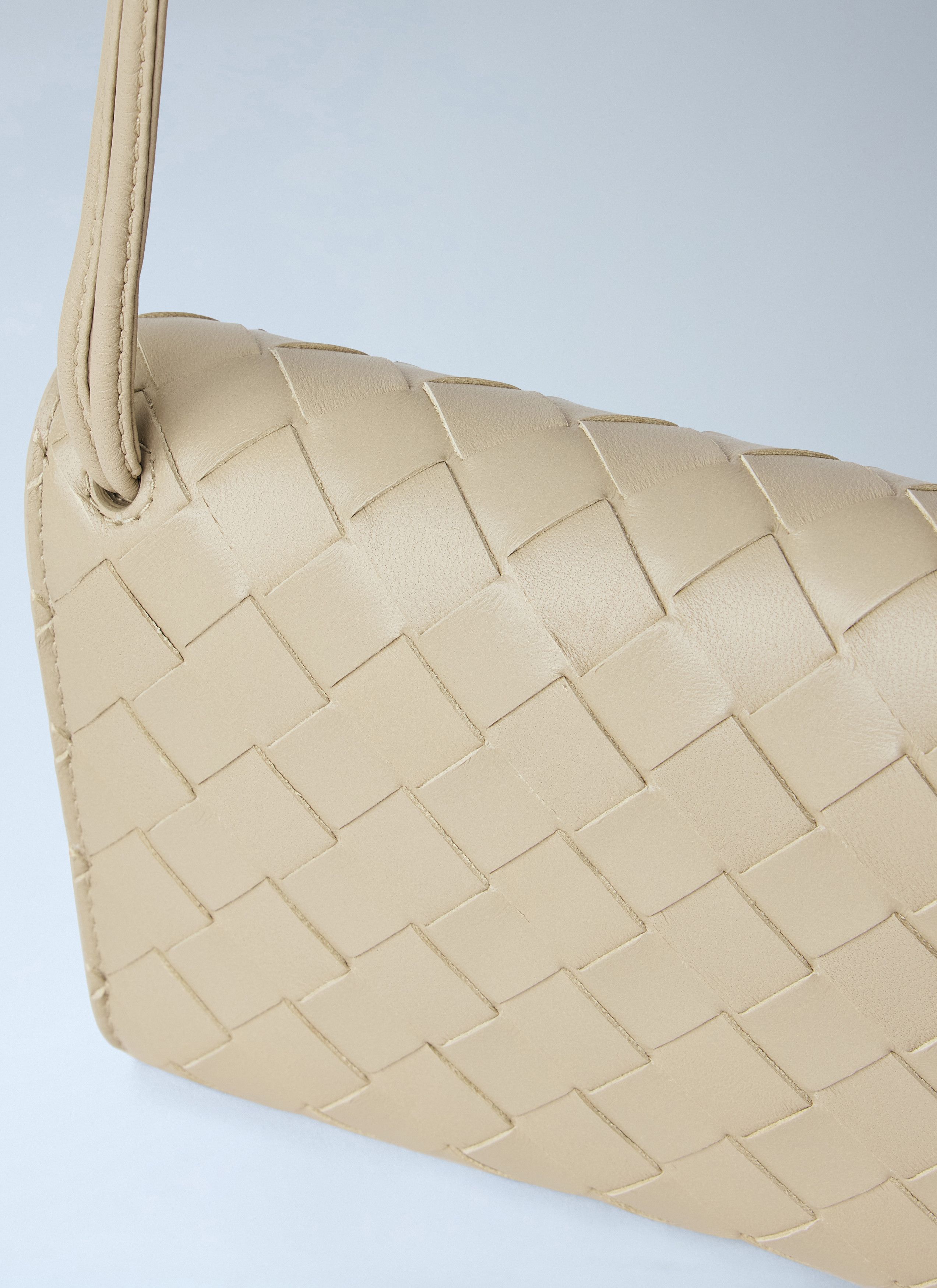 Bottega Veneta Bottega Veneta Andiamo Pouch on Strap Size ONE SIZE - 5 Thumbnail