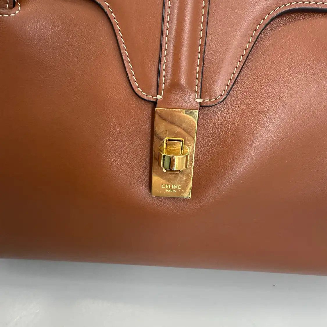 Celine CELINE 16 Medium brown cowhide leather shoulder bag Size ONE SIZE - 10 Thumbnail