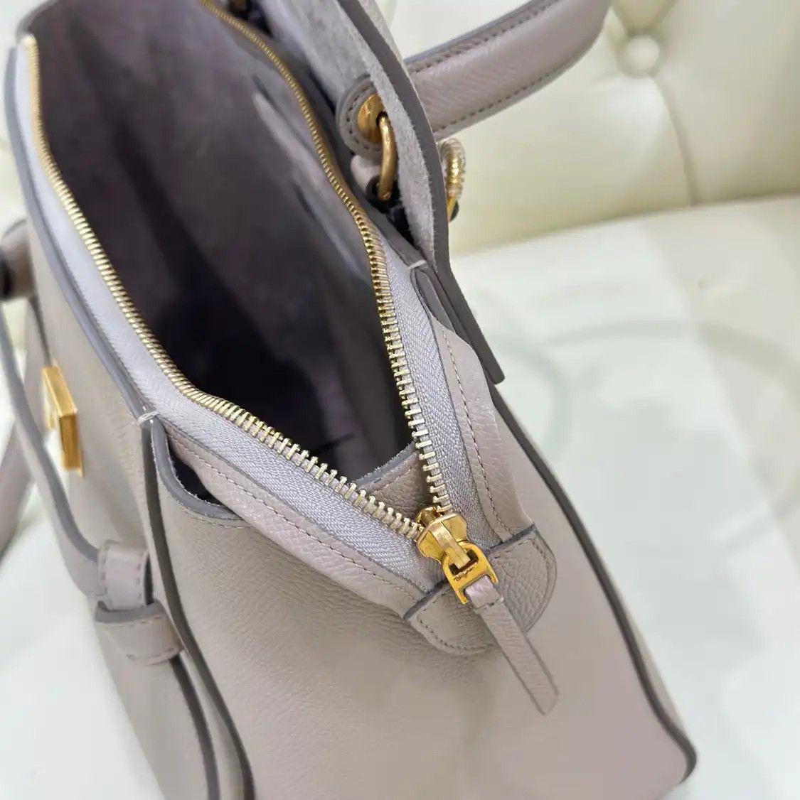 Celine CELINE BELT Micro khaki cowhide leather embossed celine belt bag handbag Size ONE SIZE - 13 Thumbnail