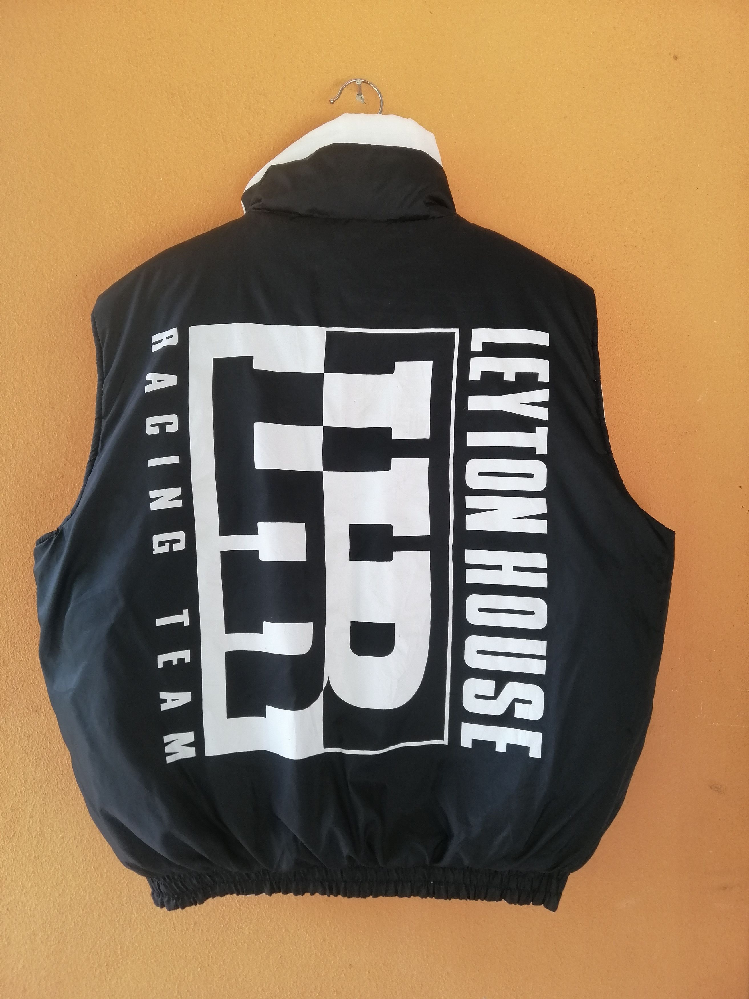 Gear for Sports Vintage Leyton House Racing Team Reversible Vest Jacket Size US L / EU 52-54 / 3 - 1 Thumbnail