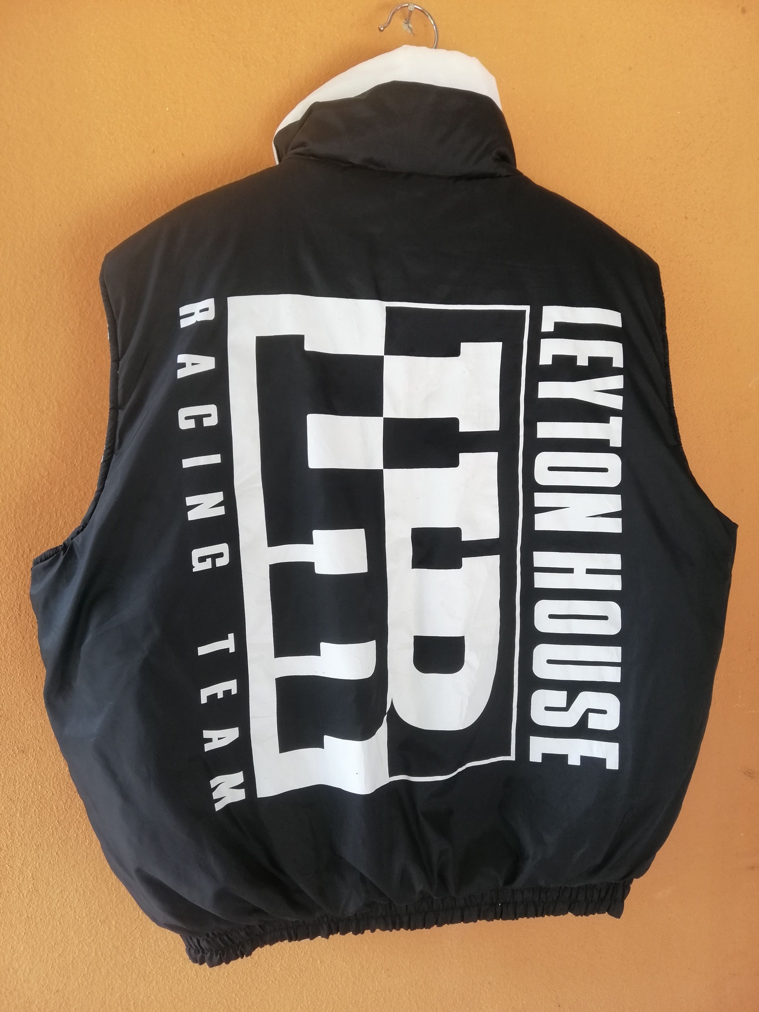 Gear for Sports Vintage Leyton House Racing Team Reversible Vest Jacket Size US L / EU 52-54 / 3 - 4 Thumbnail