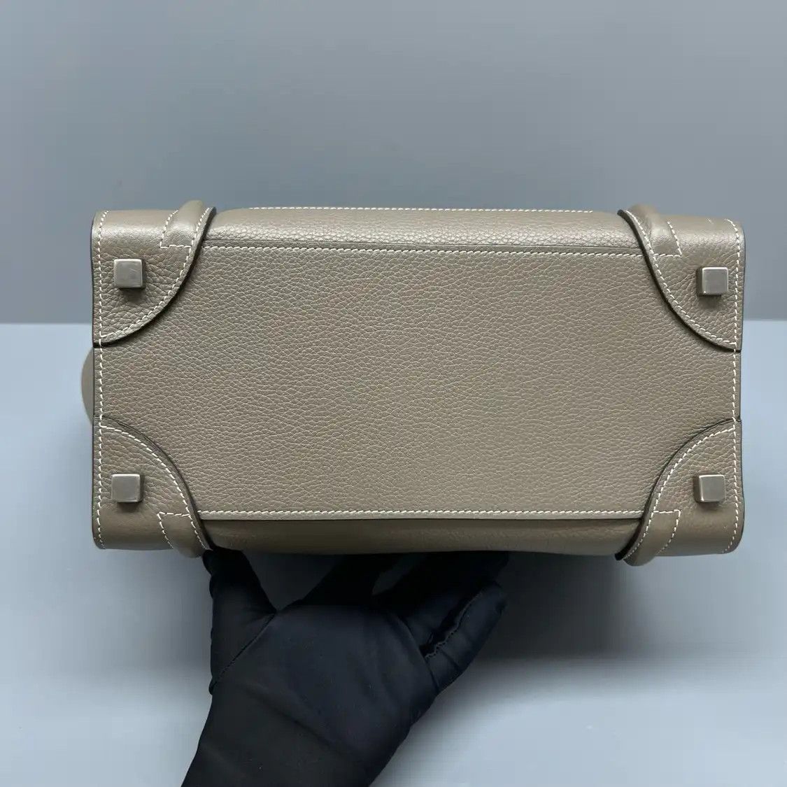 Celine CELINE LUGGAGE Small grey cowhide leather smiley bag handbag Size ONE SIZE - 6 Thumbnail