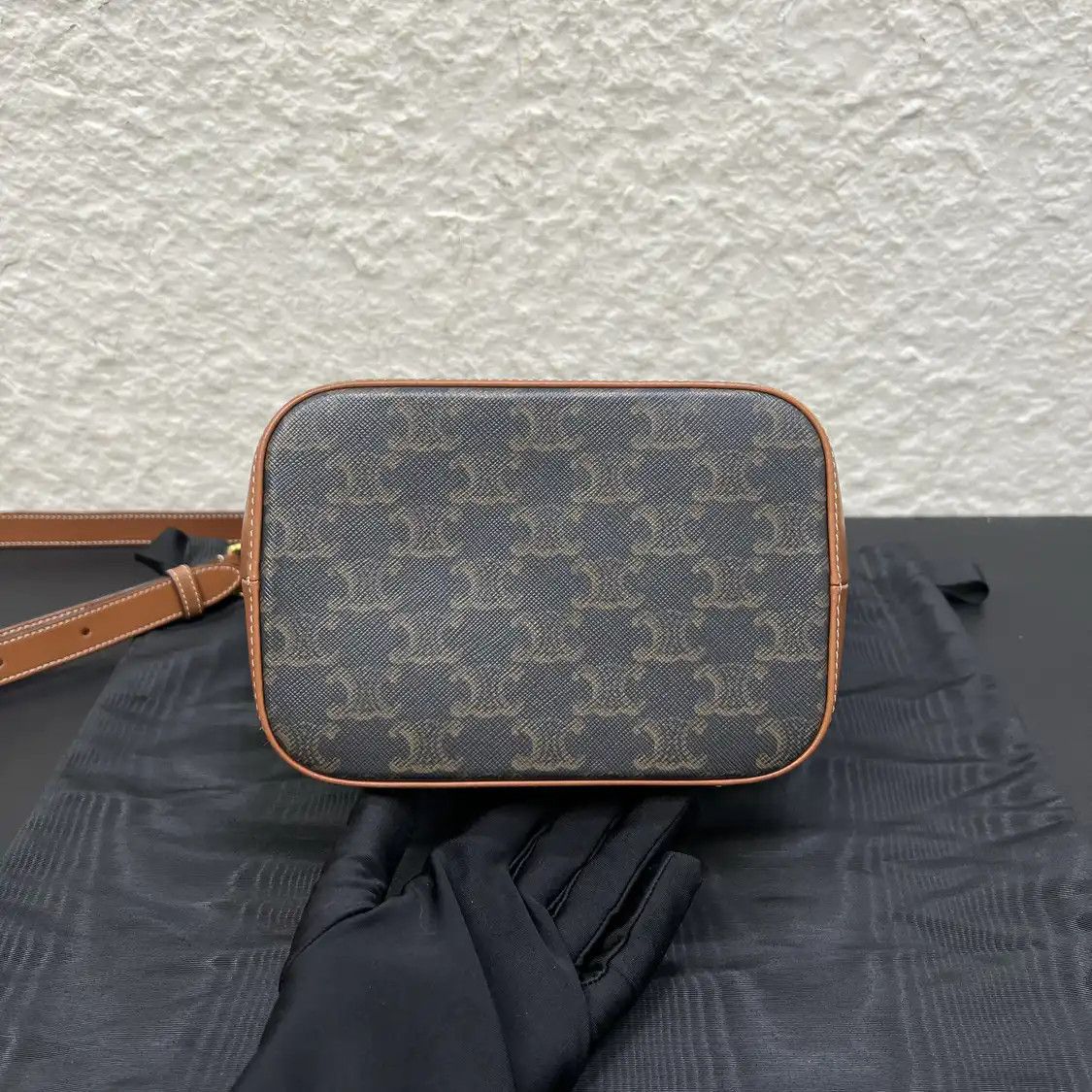 Celine CELINE bucket bag Small dark browncoated canvas Triomphe print crossbody bag Size ONE SIZE - 6 Thumbnail