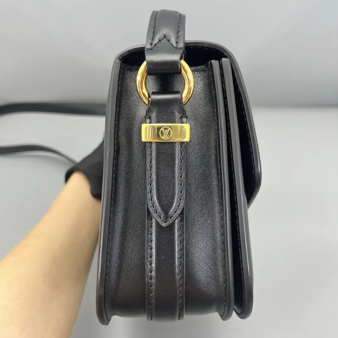 Louis Vuitton LOUIS VUITTON PONT 9 black cowhide leather shoulder bag gold hardware Size ONE SIZE - 3 Thumbnail