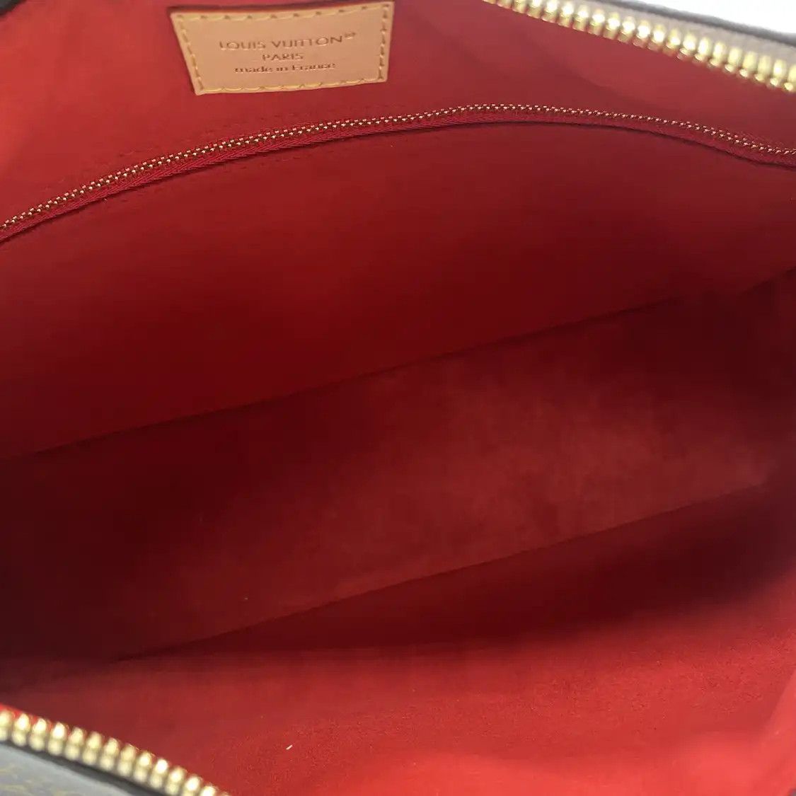 Louis Vuitton LOUIS VUITTON SLOUCHY brown coated canvas monogram shoulder bag gold hardware Size ONE SIZE - 7 Thumbnail