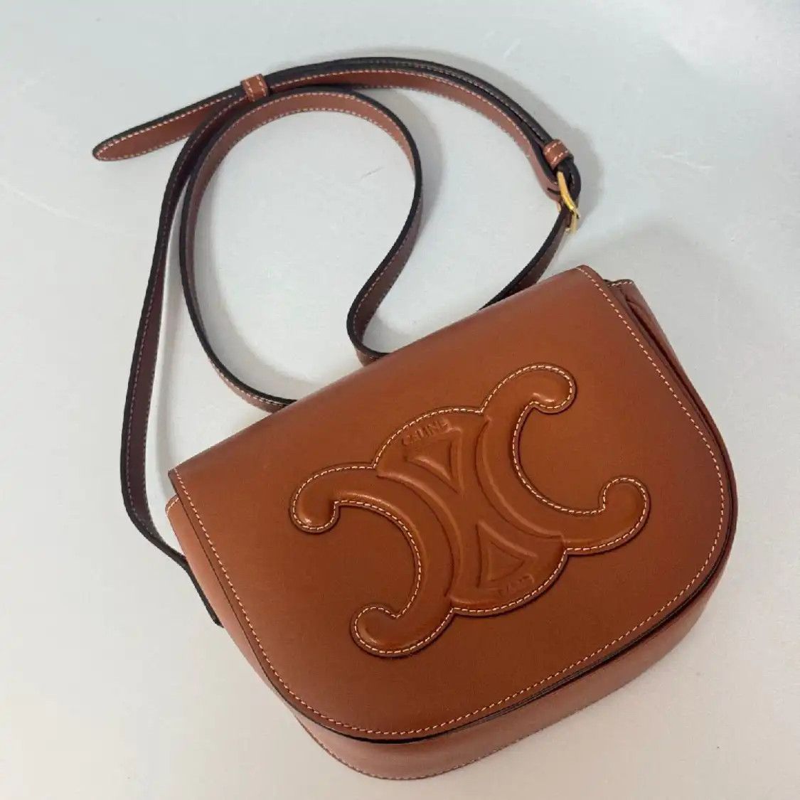 Celine CELINE FOLCO CUIR TRIOMPHE Small brown cowhide leather crossbody bag Size ONE SIZE - 7 Thumbnail