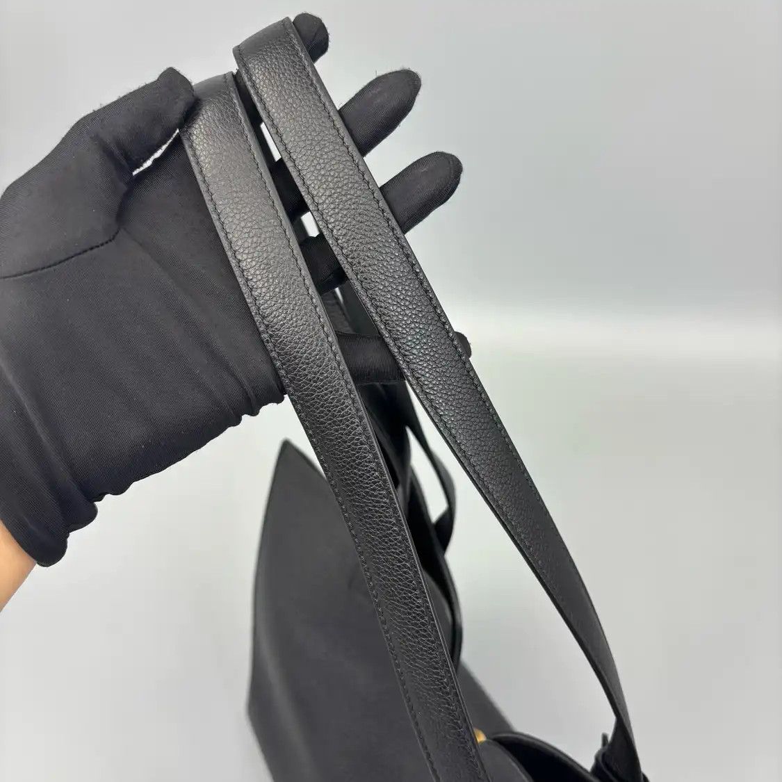 Celine CELINE 16 black cowhide leather shoulder bag Size ONE SIZE - 9 Thumbnail