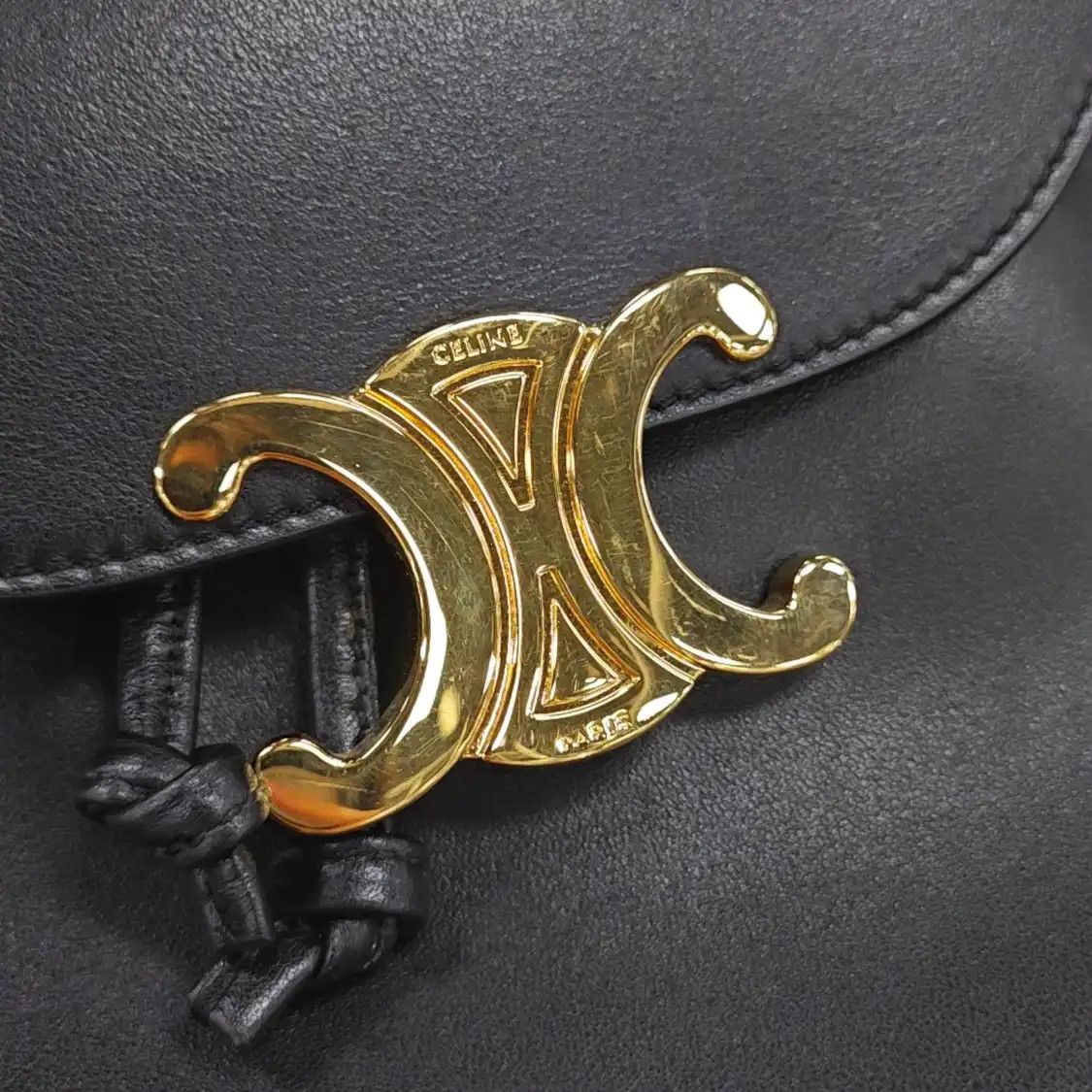 Celine CELINE BONNIE black cowhide leather Triomphe backpack handbag gold hardware Size ONE SIZE - 8 Thumbnail