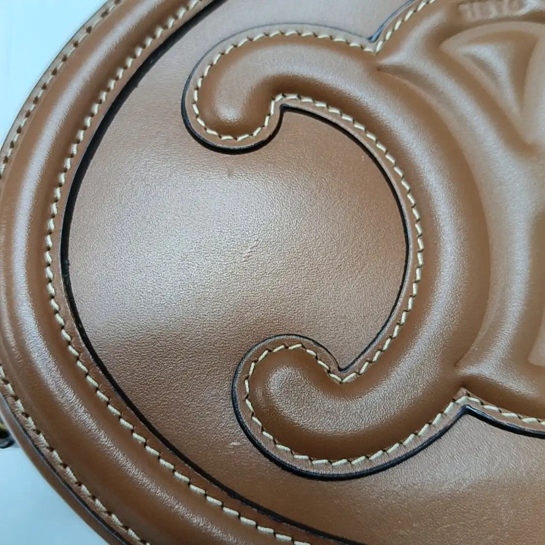 Celine CELINE TRIOMPHE brown cowhide leather Triomphe flap bag shoulder bag crossbody g Size ONE SIZE - 11 Thumbnail