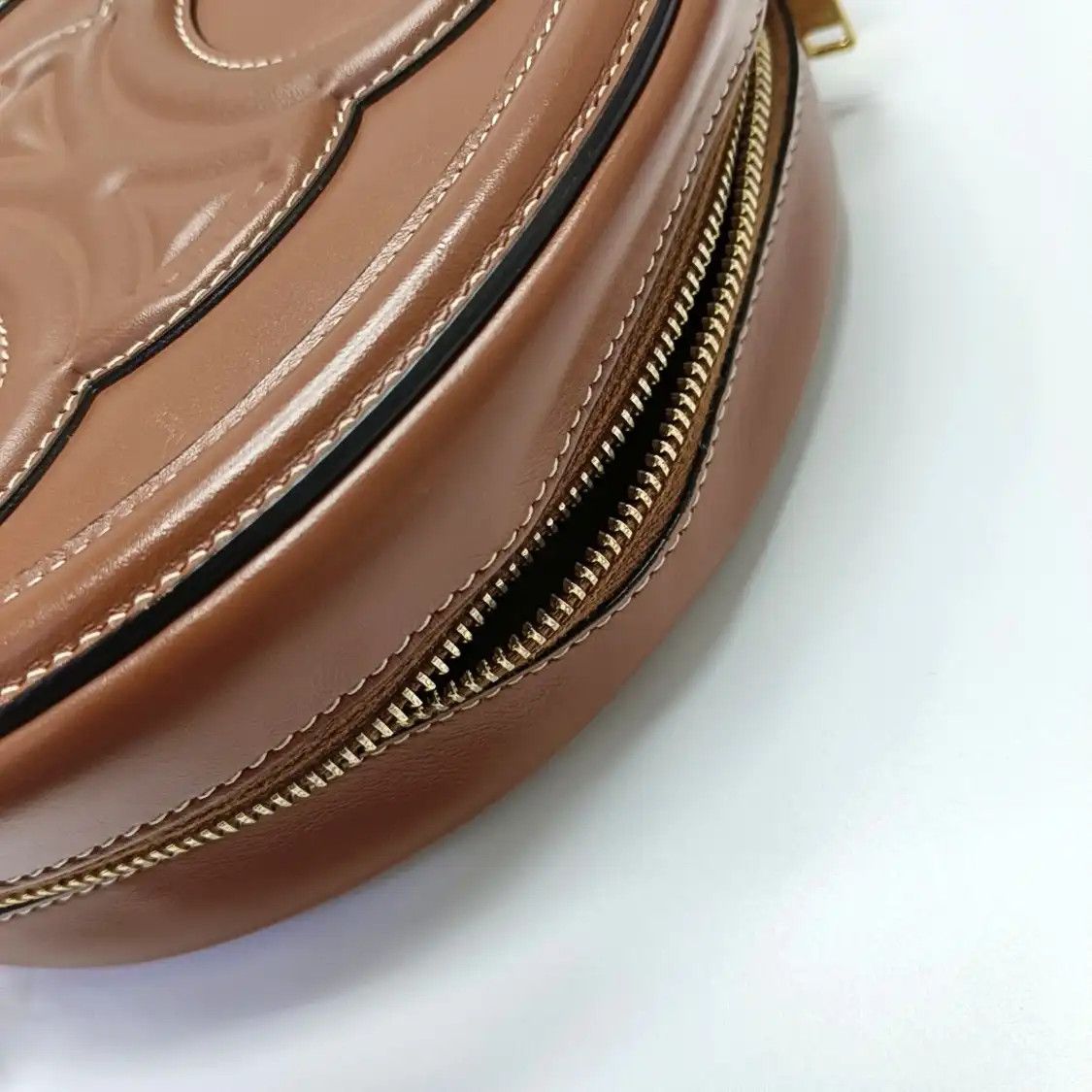 Celine CELINE TRIOMPHE brown cowhide leather Triomphe flap bag shoulder bag crossbody g Size ONE SIZE - 13 Thumbnail