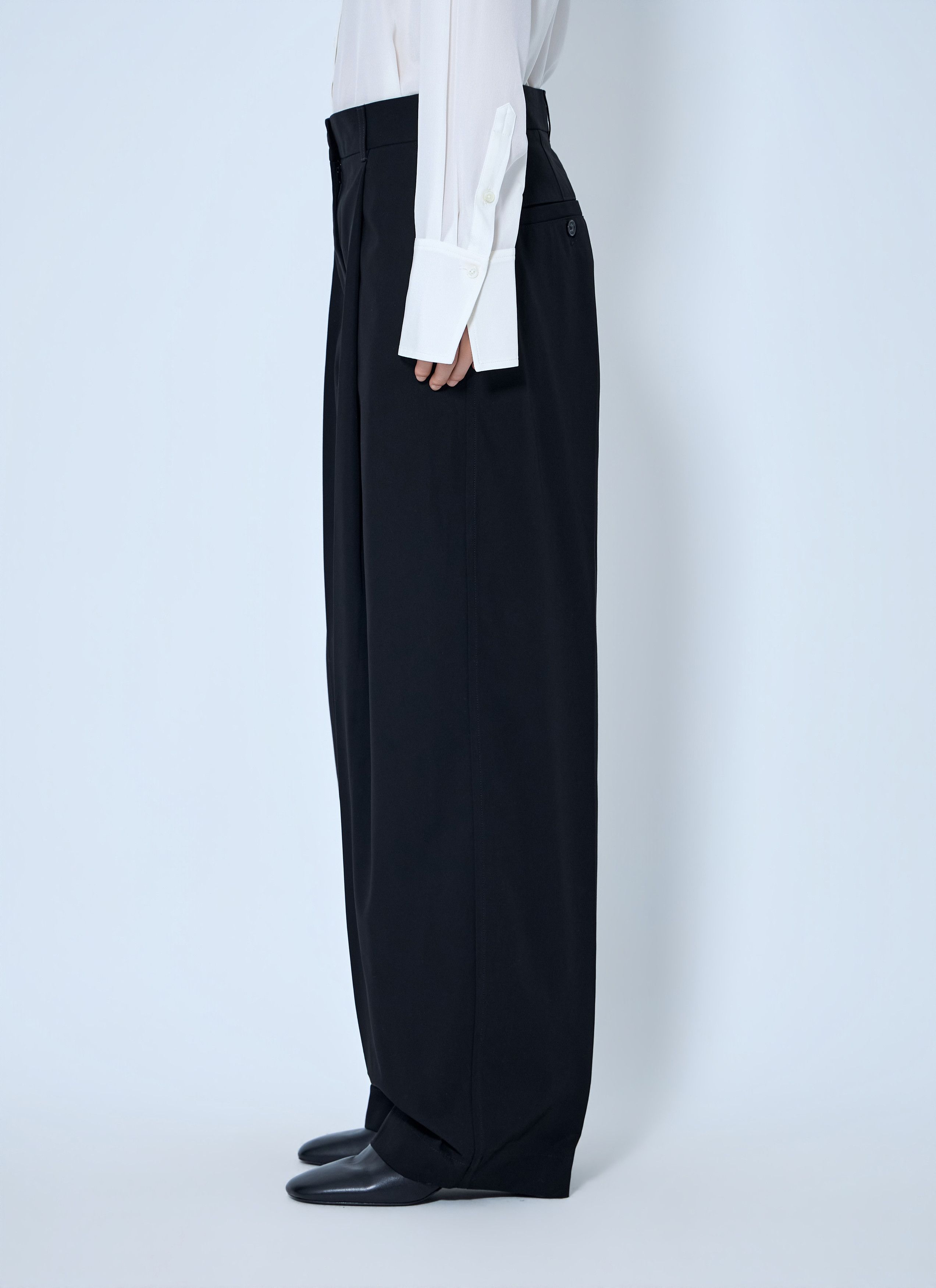 Toteme Single Pleat Cotton Trousers (Fr 34) in Black, Women's (Size 25) — image 3 of 6
