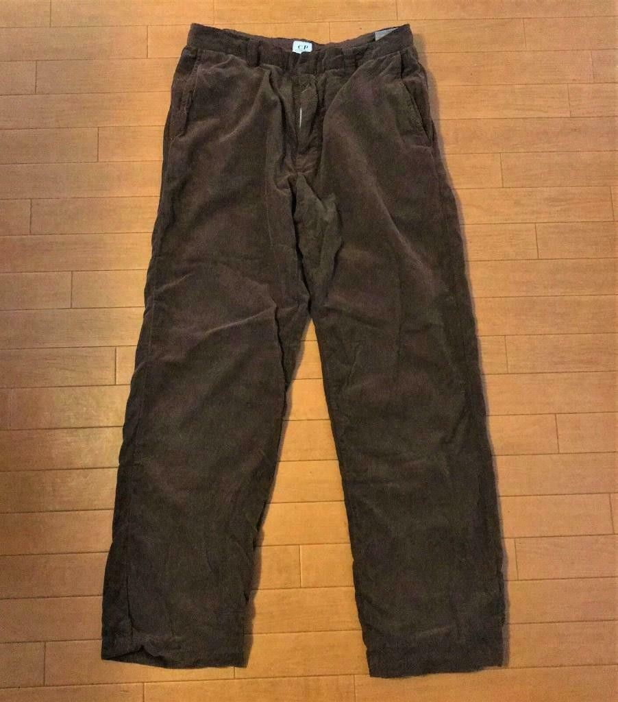 【新品】C.P. COMPANY corduroy work pants C.P. Company Men's Corduroy Lens Cargo Pants in Grape Leaf