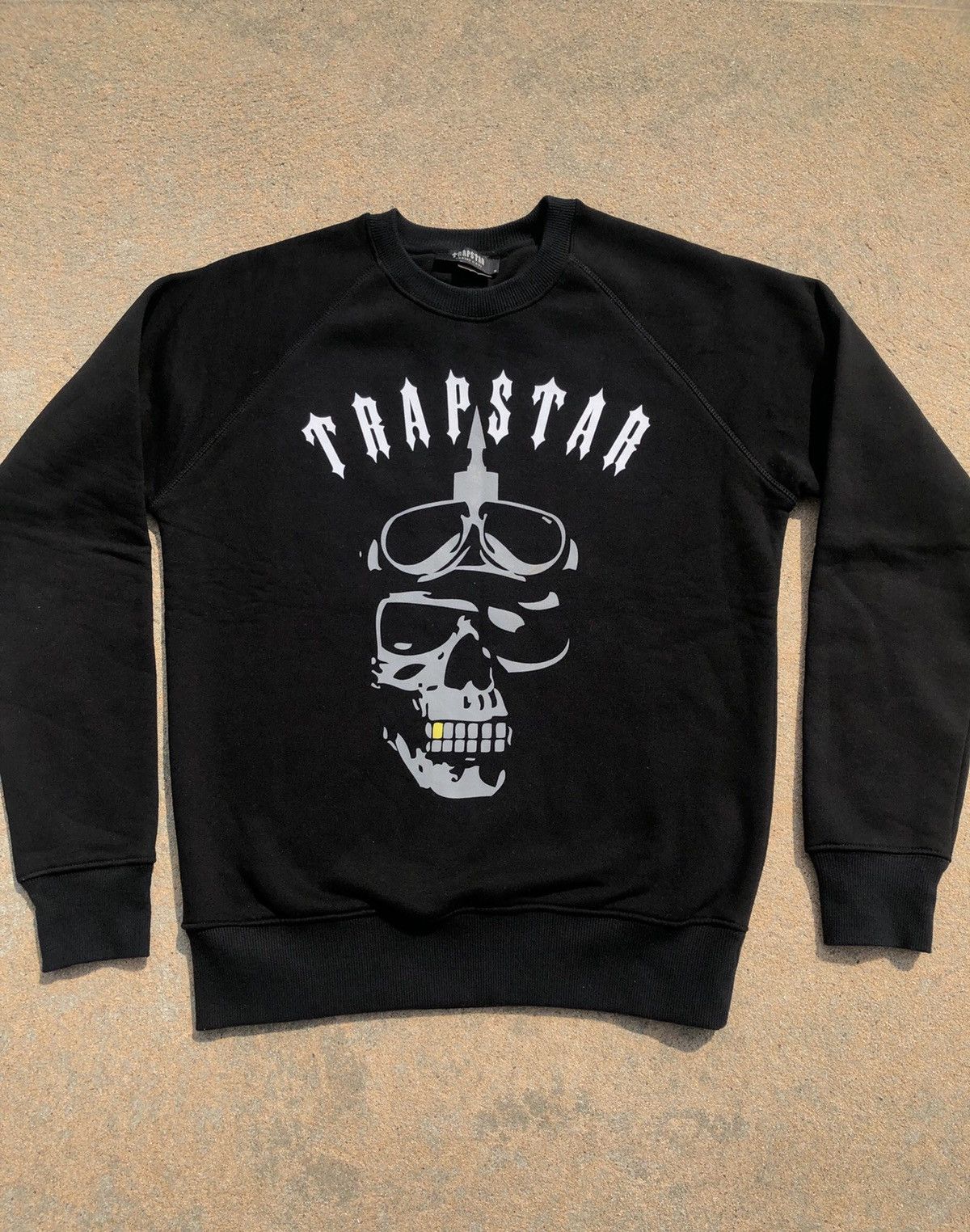 Trapstar London Gold Teeth Skull Head Sweatshirt Sweater LDN