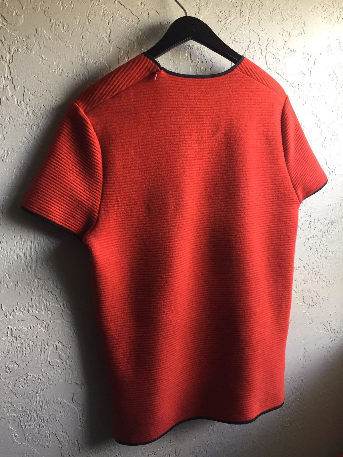 Alexander Wang Alexander Wang Orange Ribbed Top with Shoulder Zipper Size US M / EU 48-50 / 2 - 2 Thumbnail