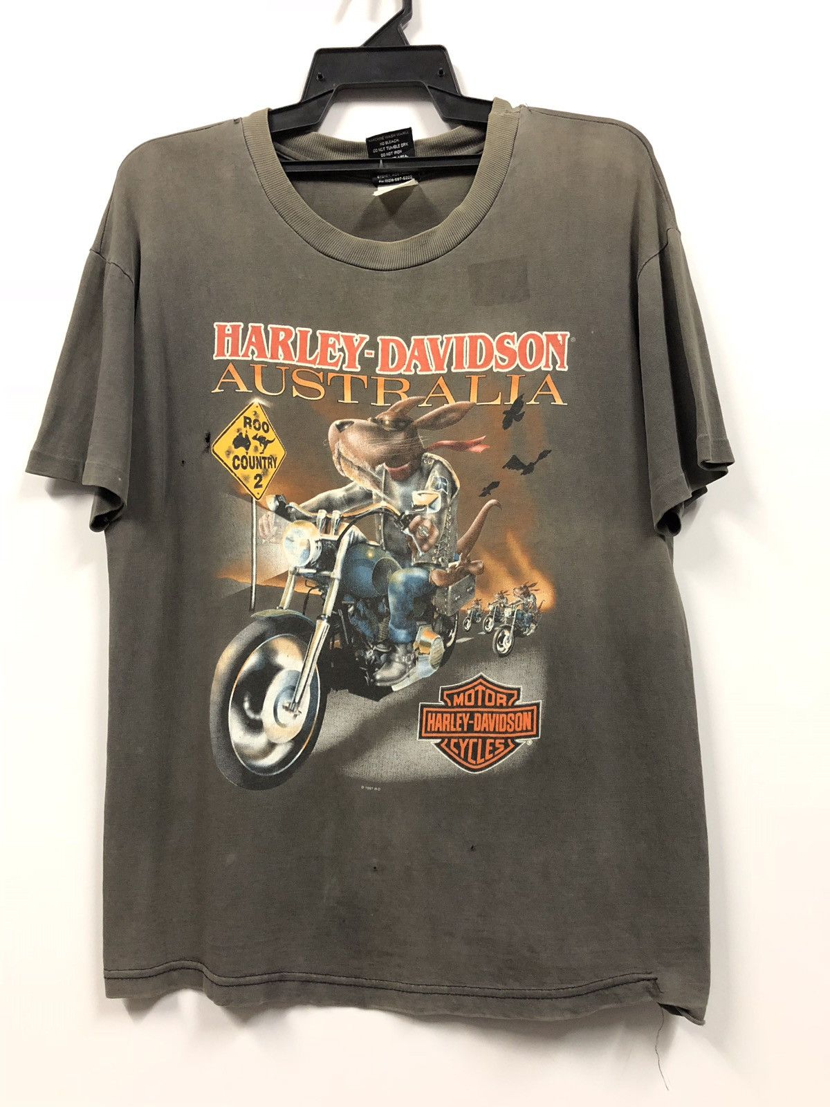 Harley Davidson Thrashed Vintage 90s Harley Davidson rabbit Australia Tee Size US M / EU 48-50 / 2 - 1 Thumbnail