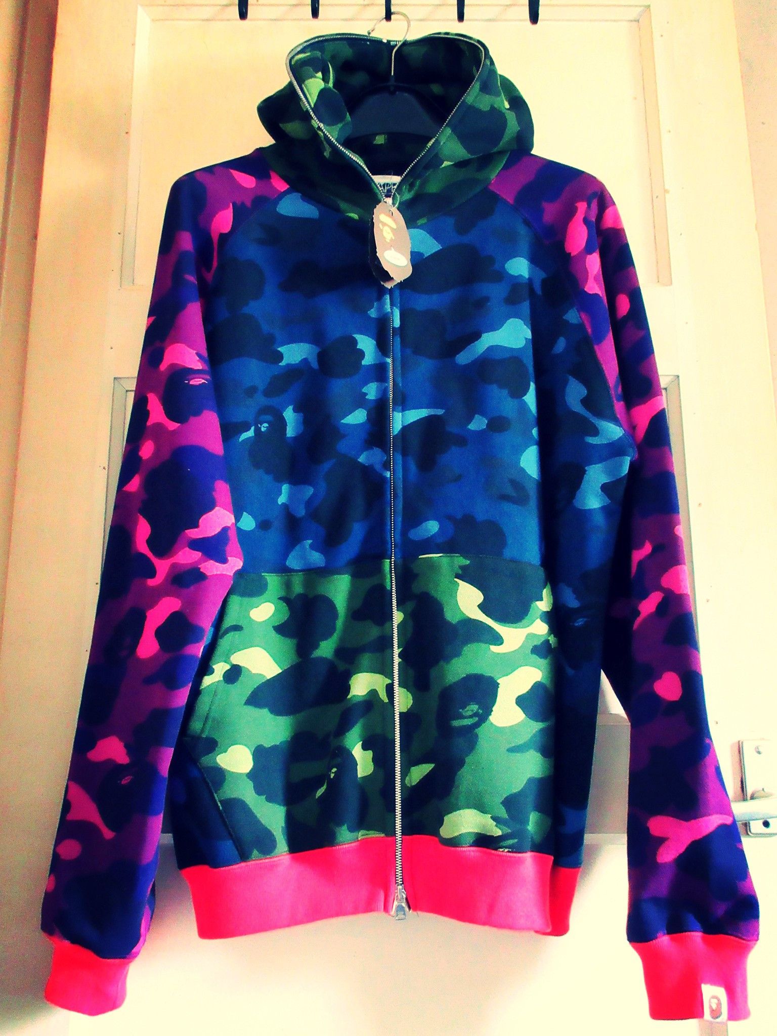 Nigos Favorite | Grailed