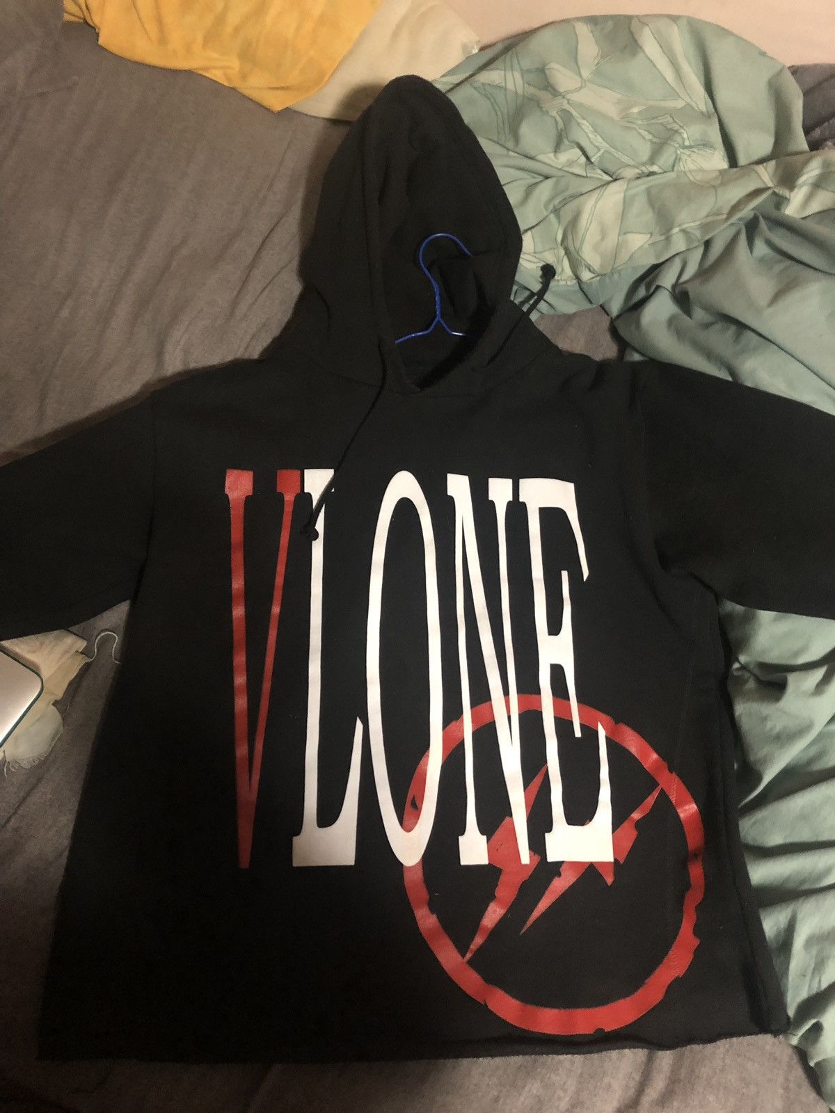 VLONE】VLONE x Fragment Staple Hoodie - パーカー