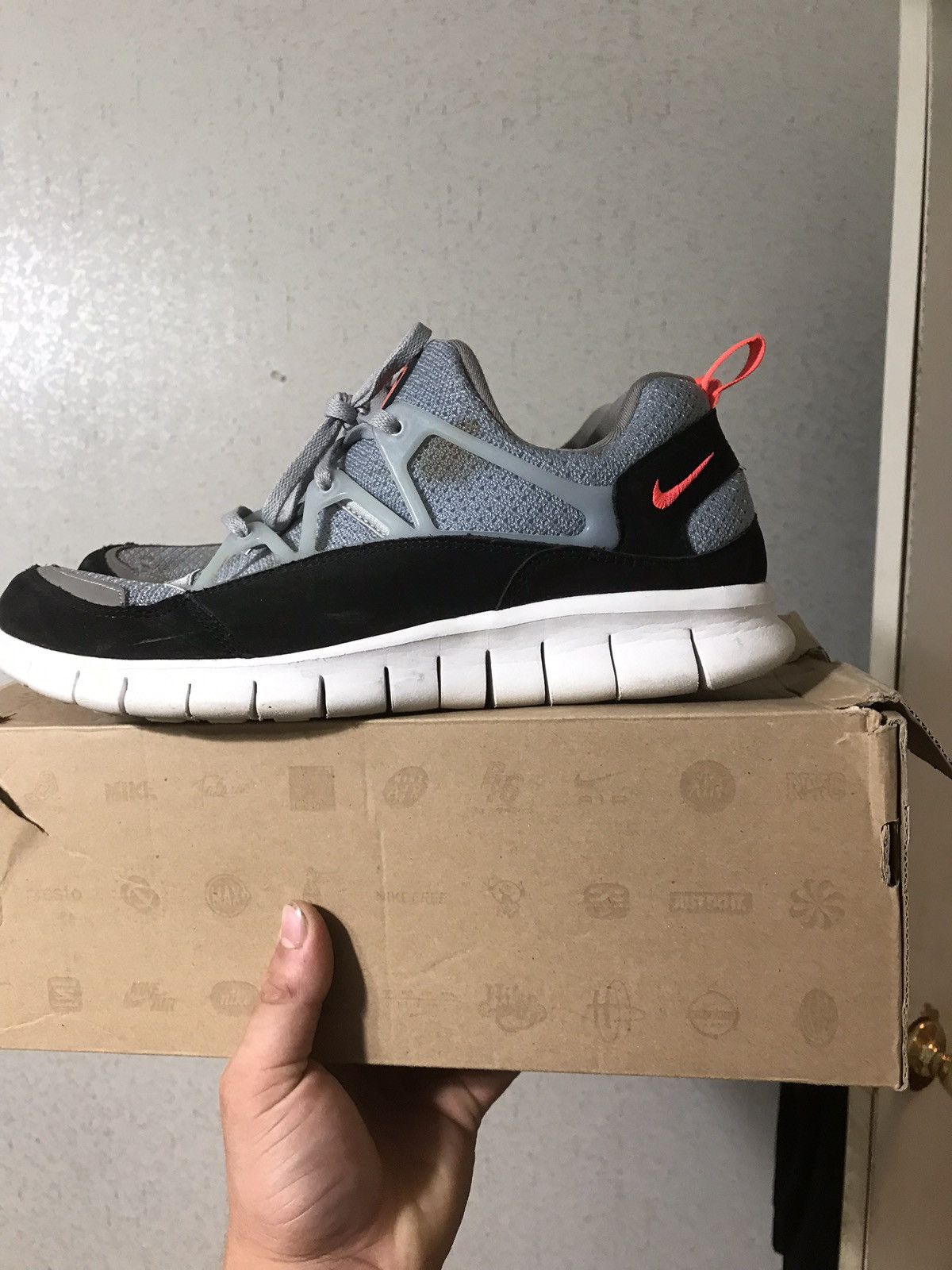 Nike free huarache light