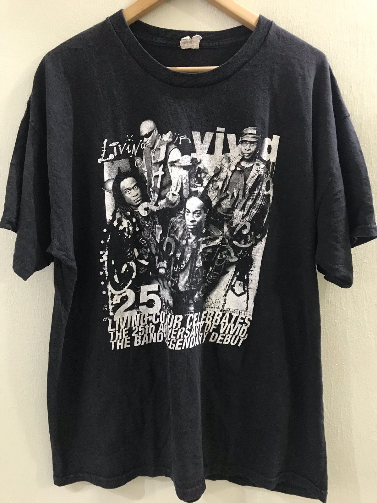 Band Tees LIVING COLOUR THE 25TH ANNIVERSARY OF VIVID TEE SHIRT Size US XL / EU 56 / 4 - 4 Thumbnail