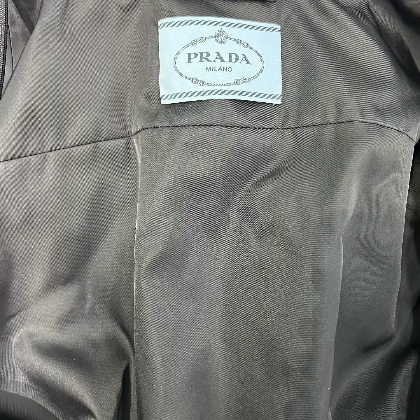 Prada Prada Logo Plaque Hooded Nylon Jacket Size 40 Size S / US 4 / IT 40 - 4 Thumbnail