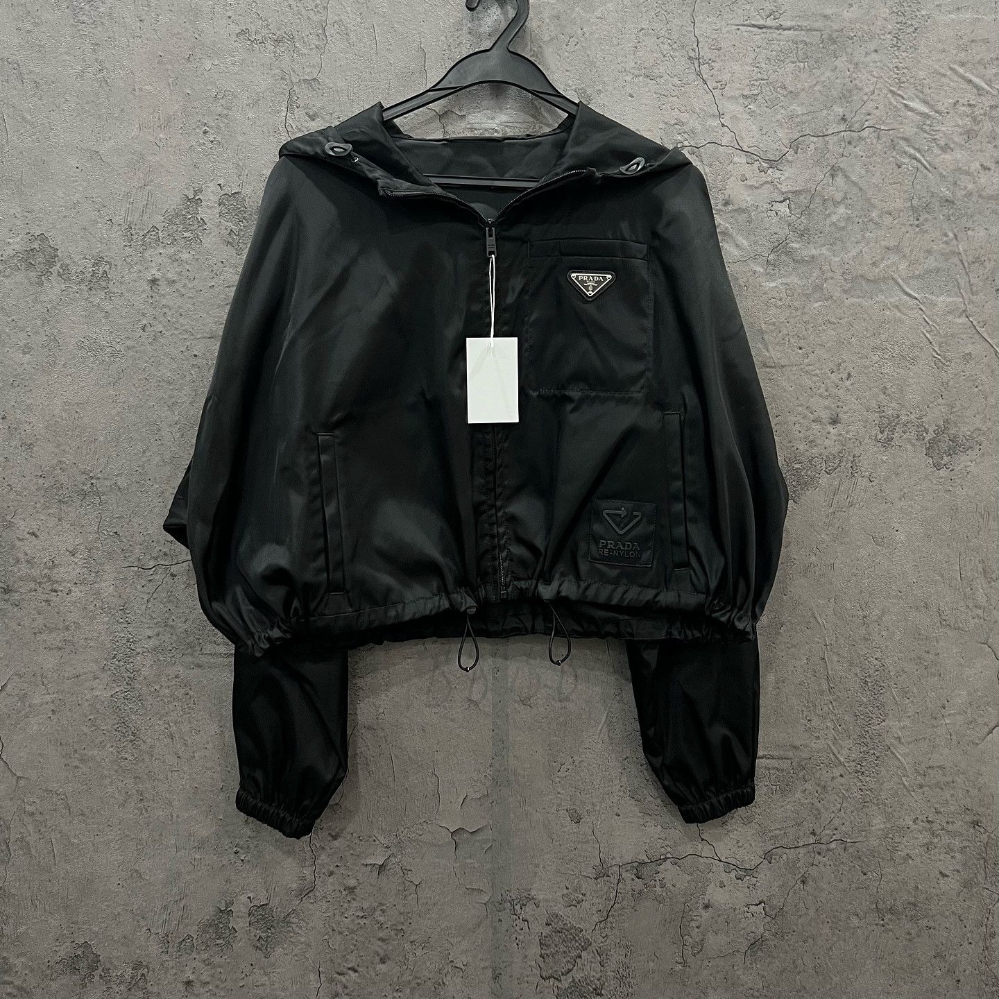 Prada Prada Re-Nylon Logo Hooded Jacket Size 40 Size S / US 4 / IT 40 - 2 Thumbnail