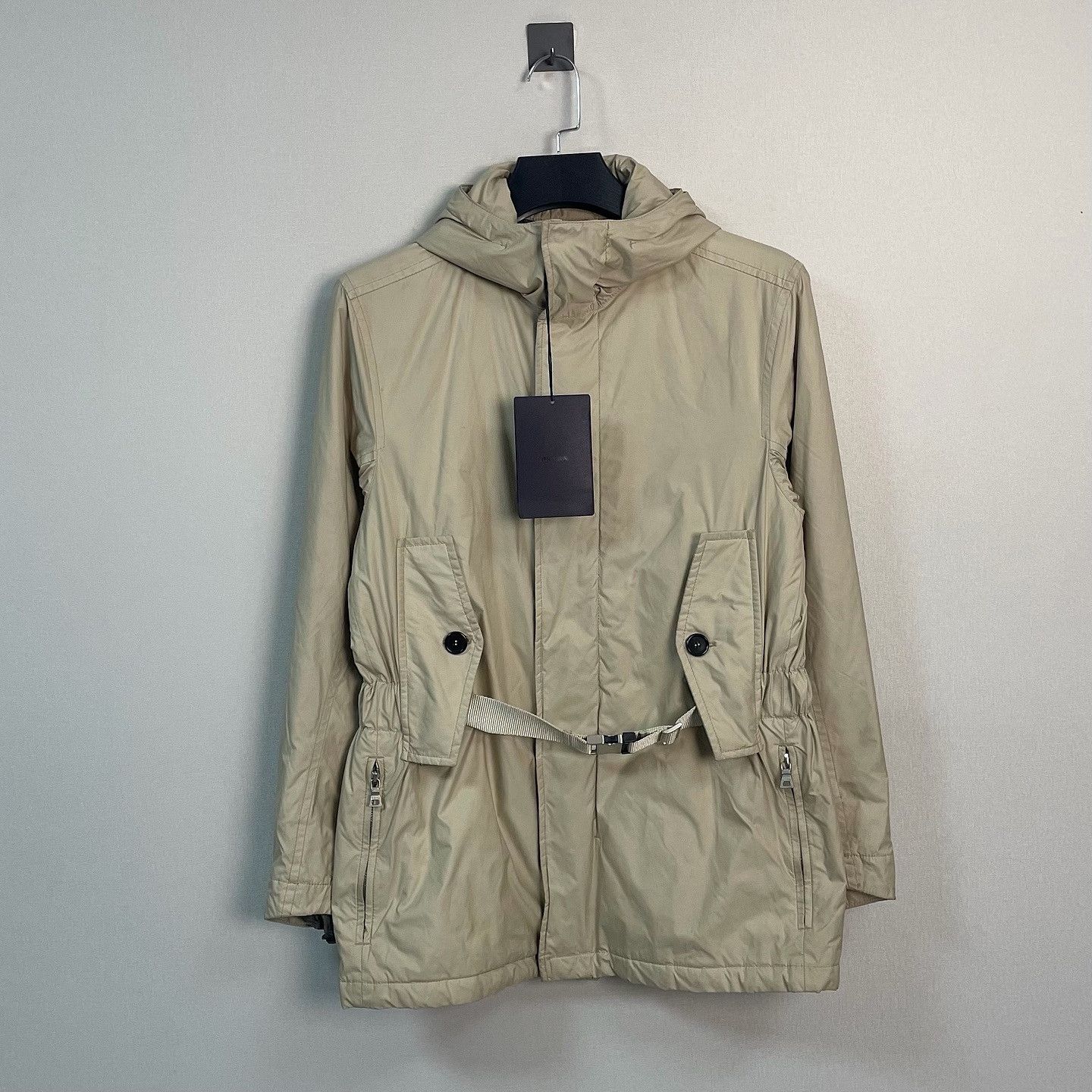 Prada Prada Hooded Belted Technical Jacket Size M Size US M / EU 48-50 / 2 - 2 Thumbnail