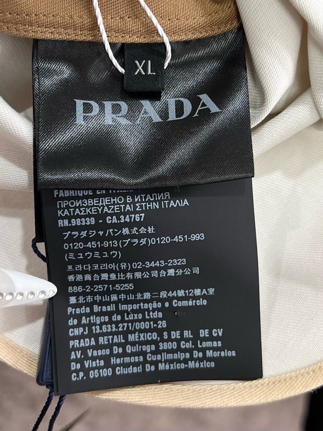 Prada Prada Colorblock Graphic Shirt Size XL Size US XL / EU 56 / 4 - 5 Thumbnail