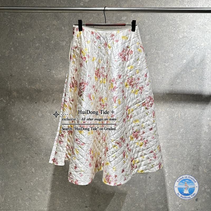 Prada Prada Floral Quilted Midi Skirt Size 36 Size 25" / US 0 / IT 36 - 8 Thumbnail