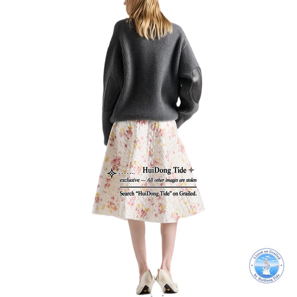 Prada Prada Floral Quilted Midi Skirt Size 36 Size 25" / US 0 / IT 36 - 11 Thumbnail