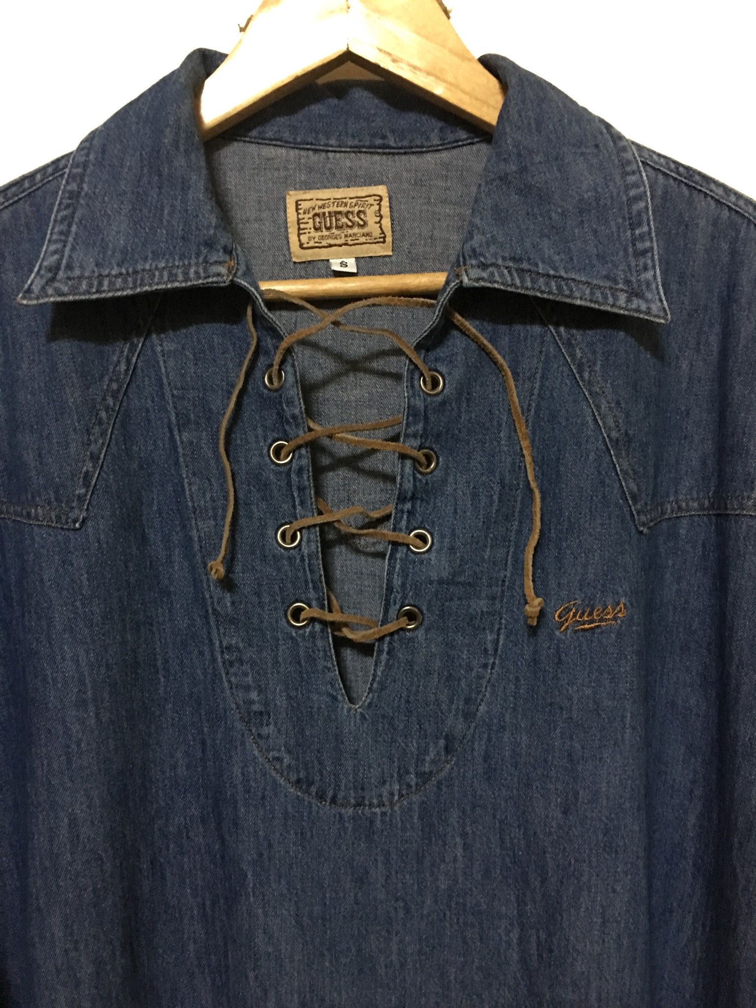 Guess Vintage Guess long sleeve Western Design Size US S / EU 44-46 / 1 - 5 Thumbnail