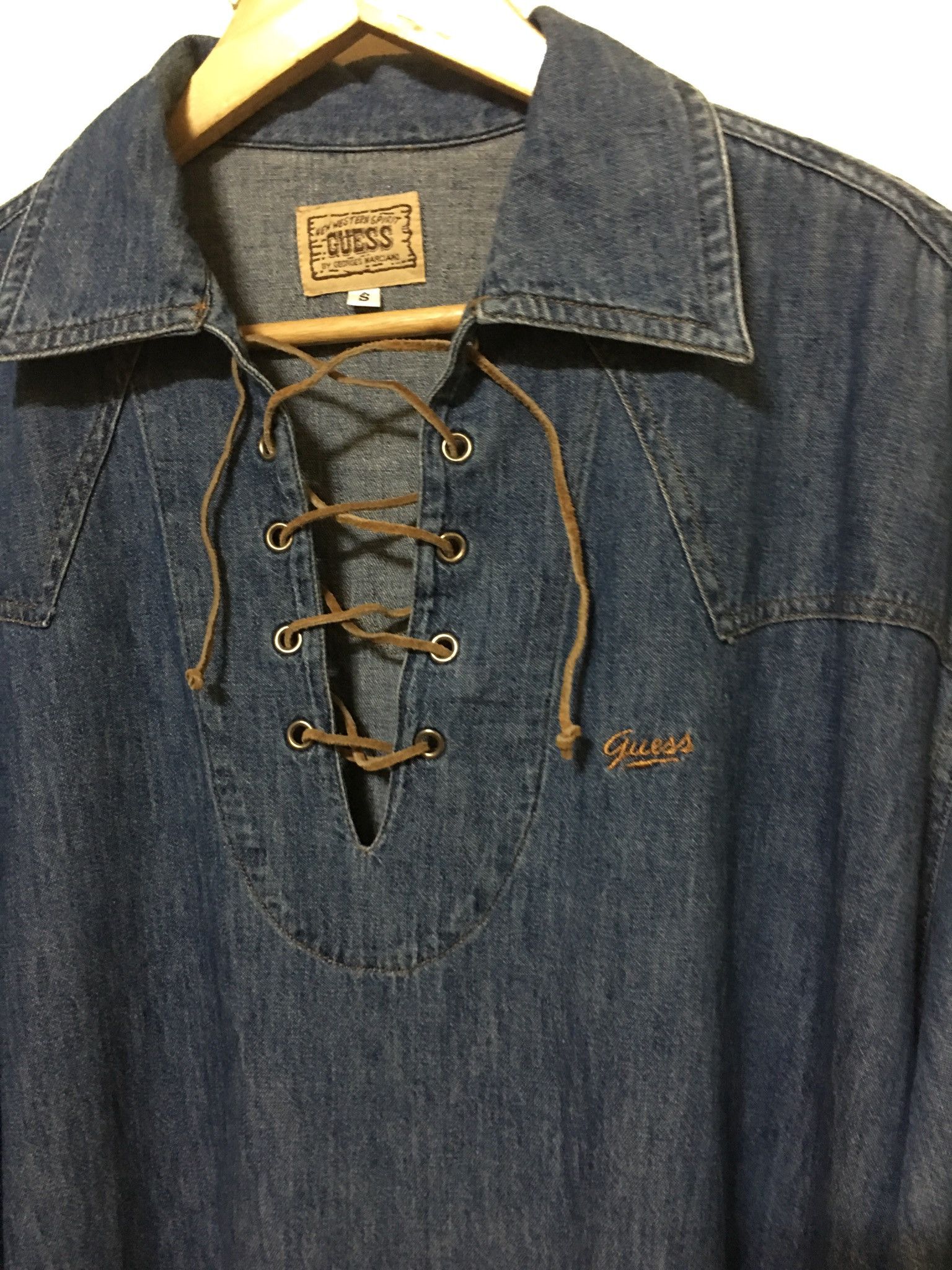 Guess Vintage Guess long sleeve Western Design Size US S / EU 44-46 / 1 - 2 Thumbnail
