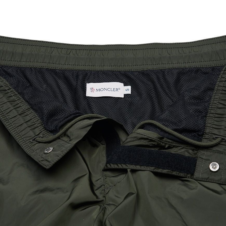 Moncler Swim Shorts with Logo Patch Size US 32 / EU 48 - 4 Thumbnail