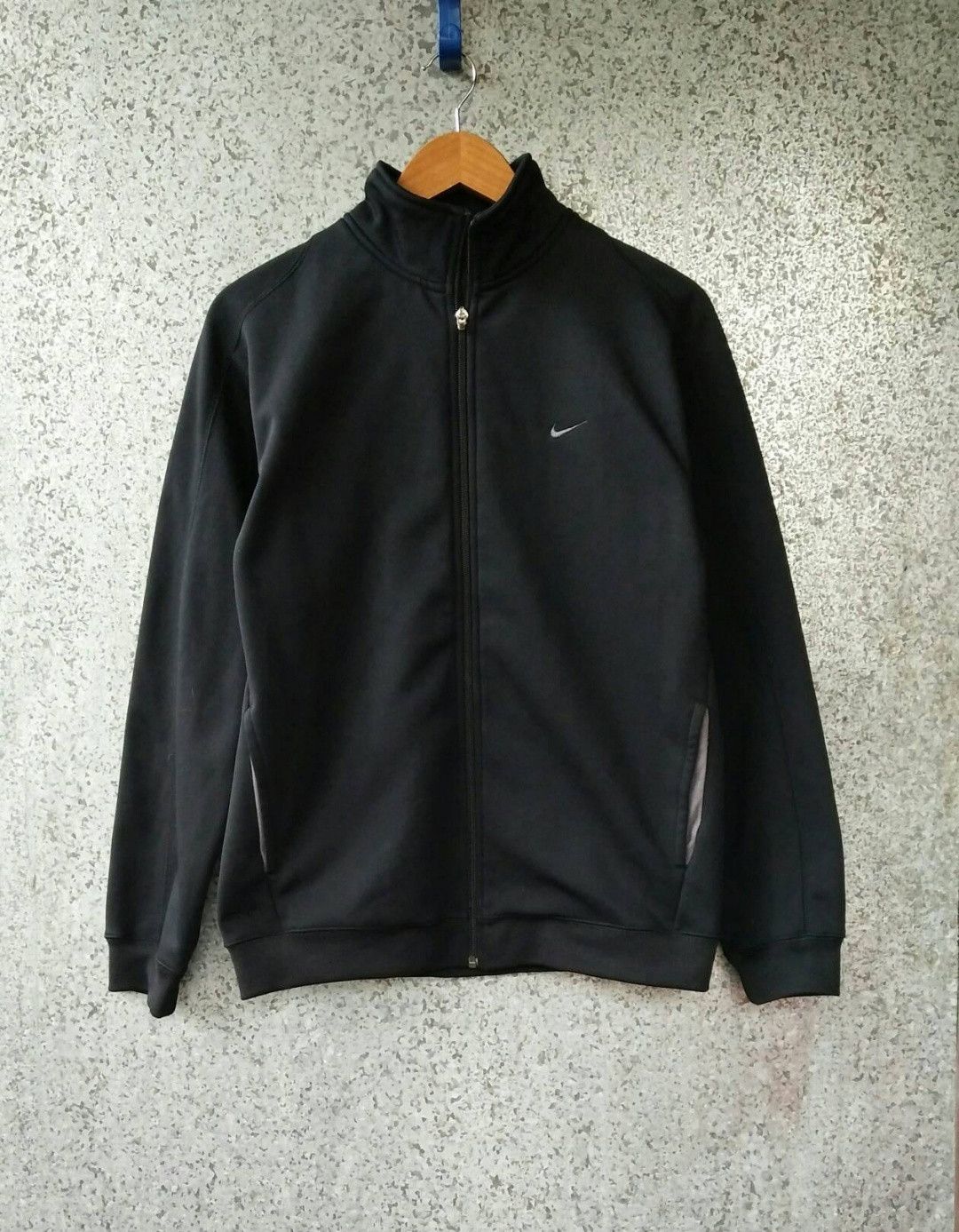 Nike Vintage NIKE Sweater zipper Therma Fit Size US L / EU 52-54 / 3 - 1 Thumbnail