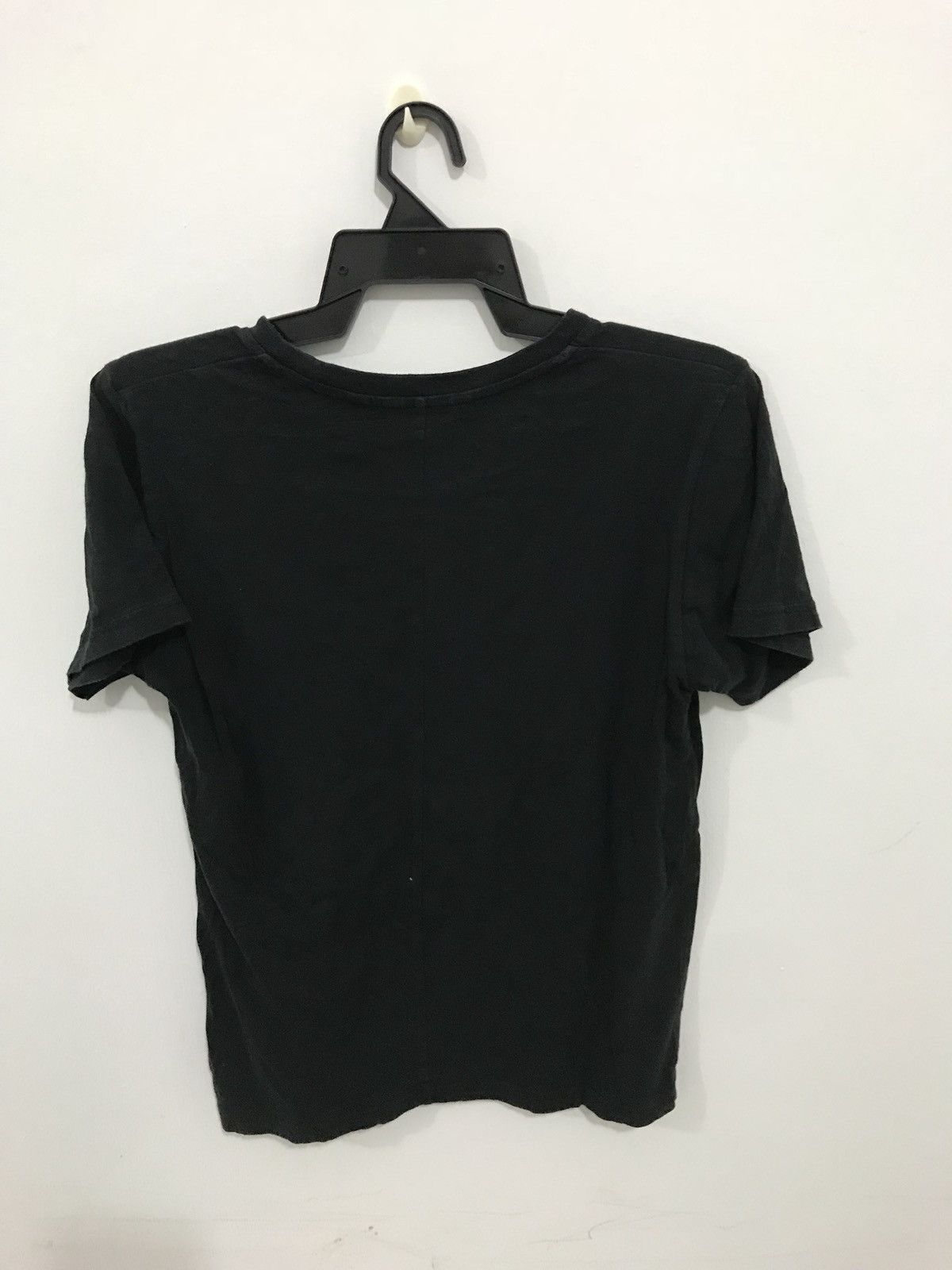 Jun Takahashi 💥UNDERCOVER UNIQLO SHIRT Size US S / EU 44-46 / 1 - 6 Thumbnail
